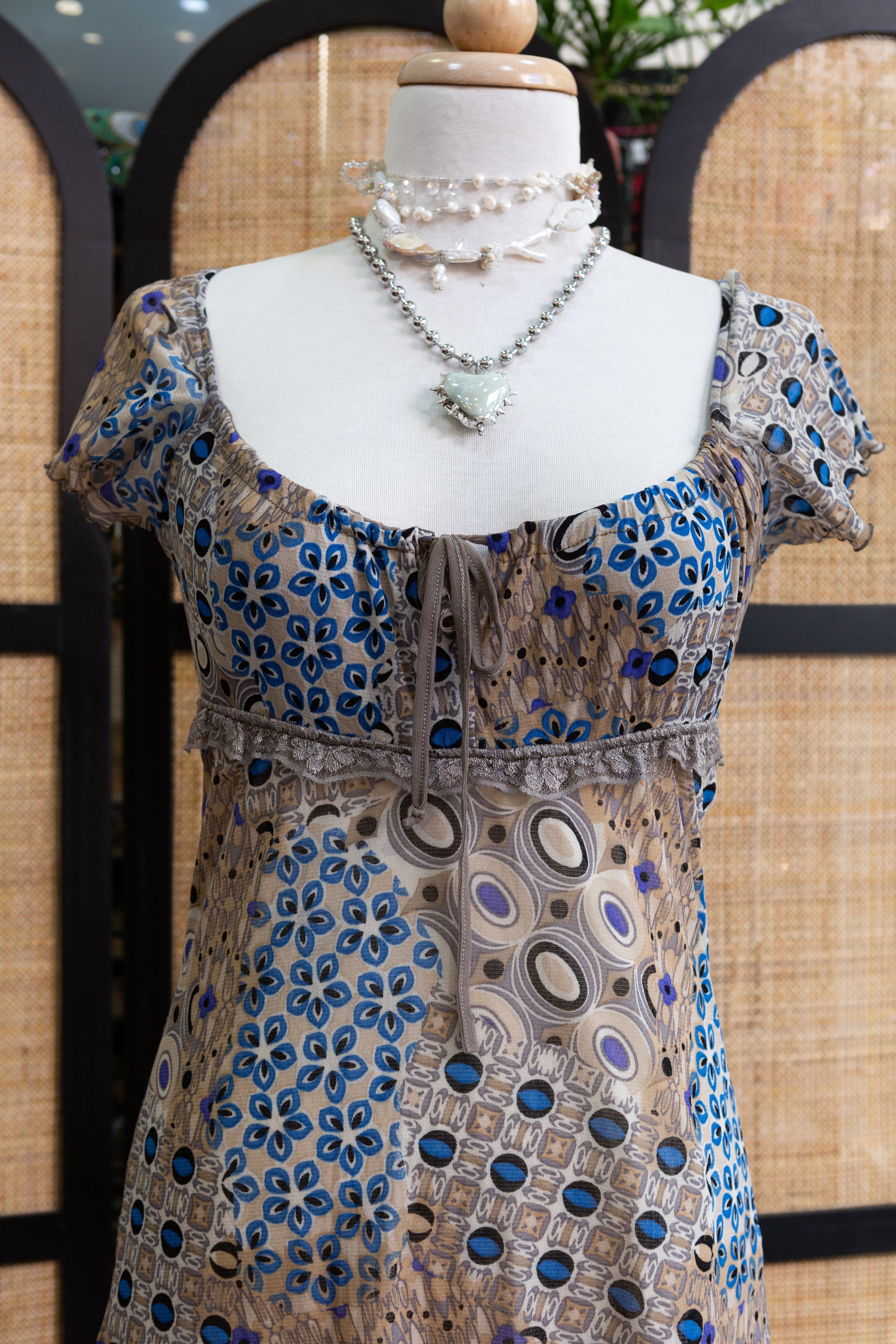 Super cute mesh patterned dress
