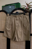 Men’s Vintage Pleated Chino Shorts