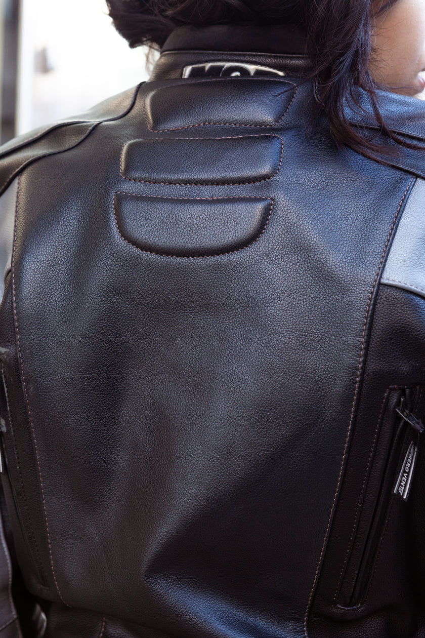 Woman’s leather motorcycle jacket (M/L)