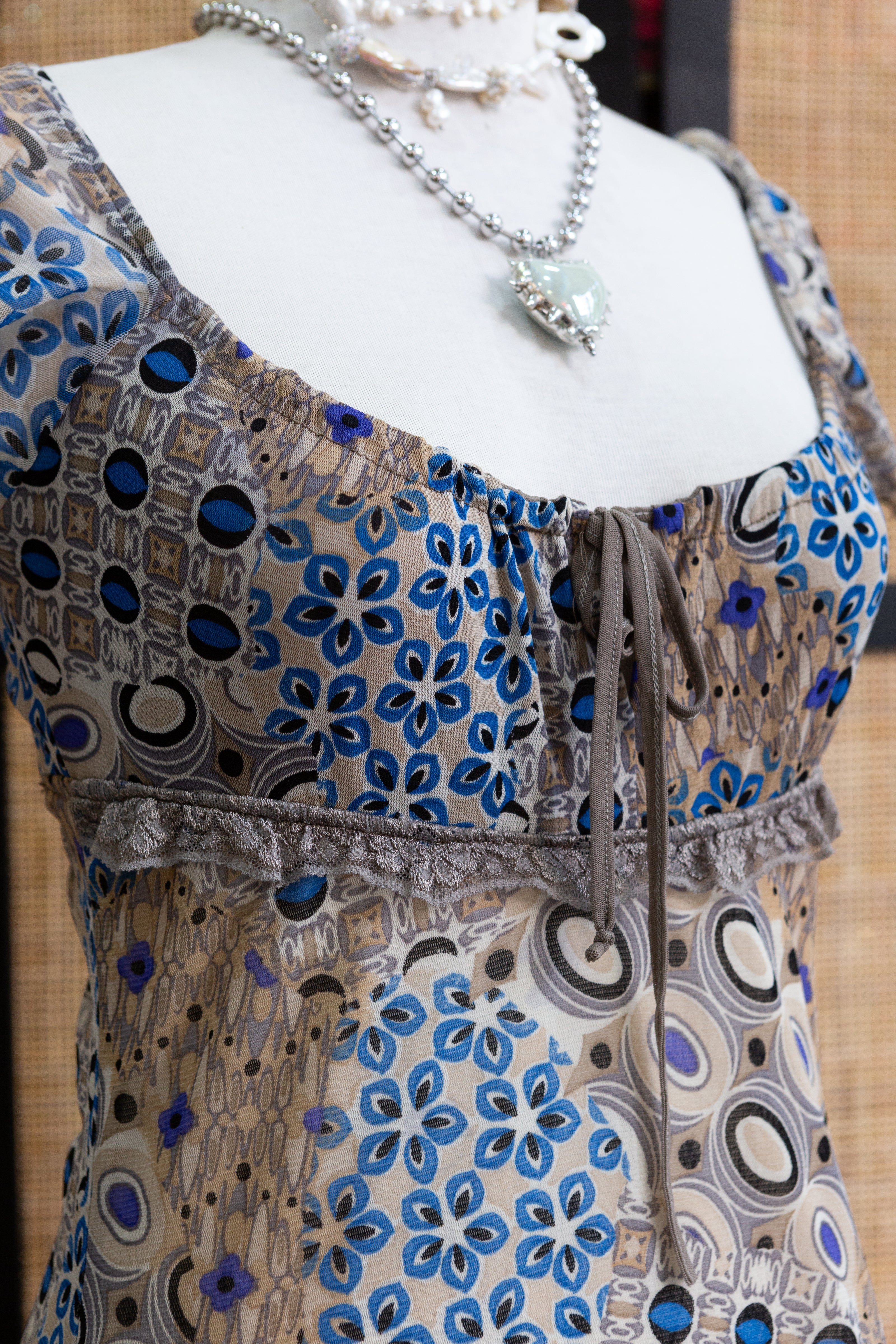 Super cute mesh patterned dress