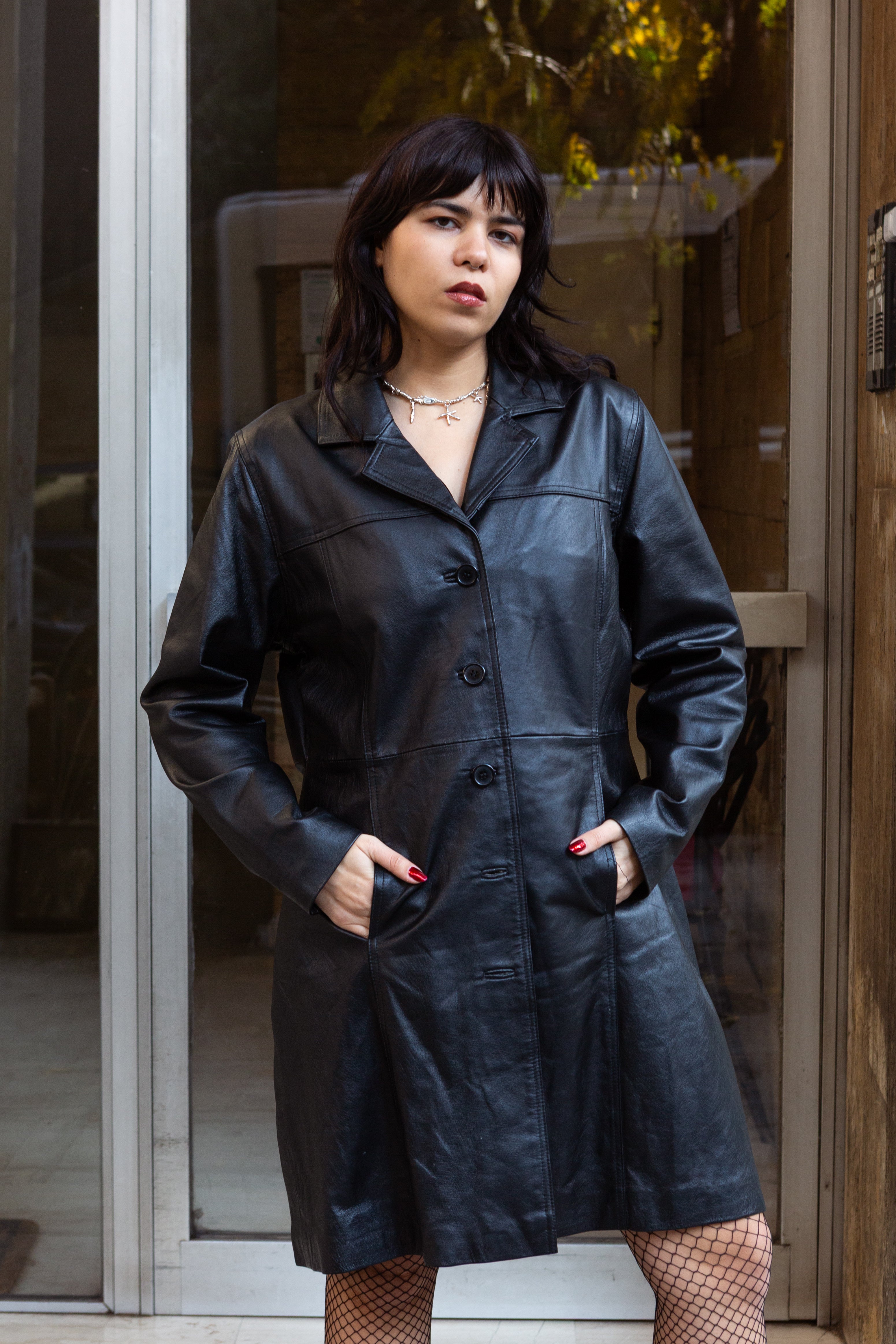 Vintage black leather jacket (M)