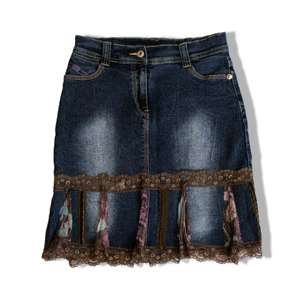 Vintage denim skirt with lace details (S)
