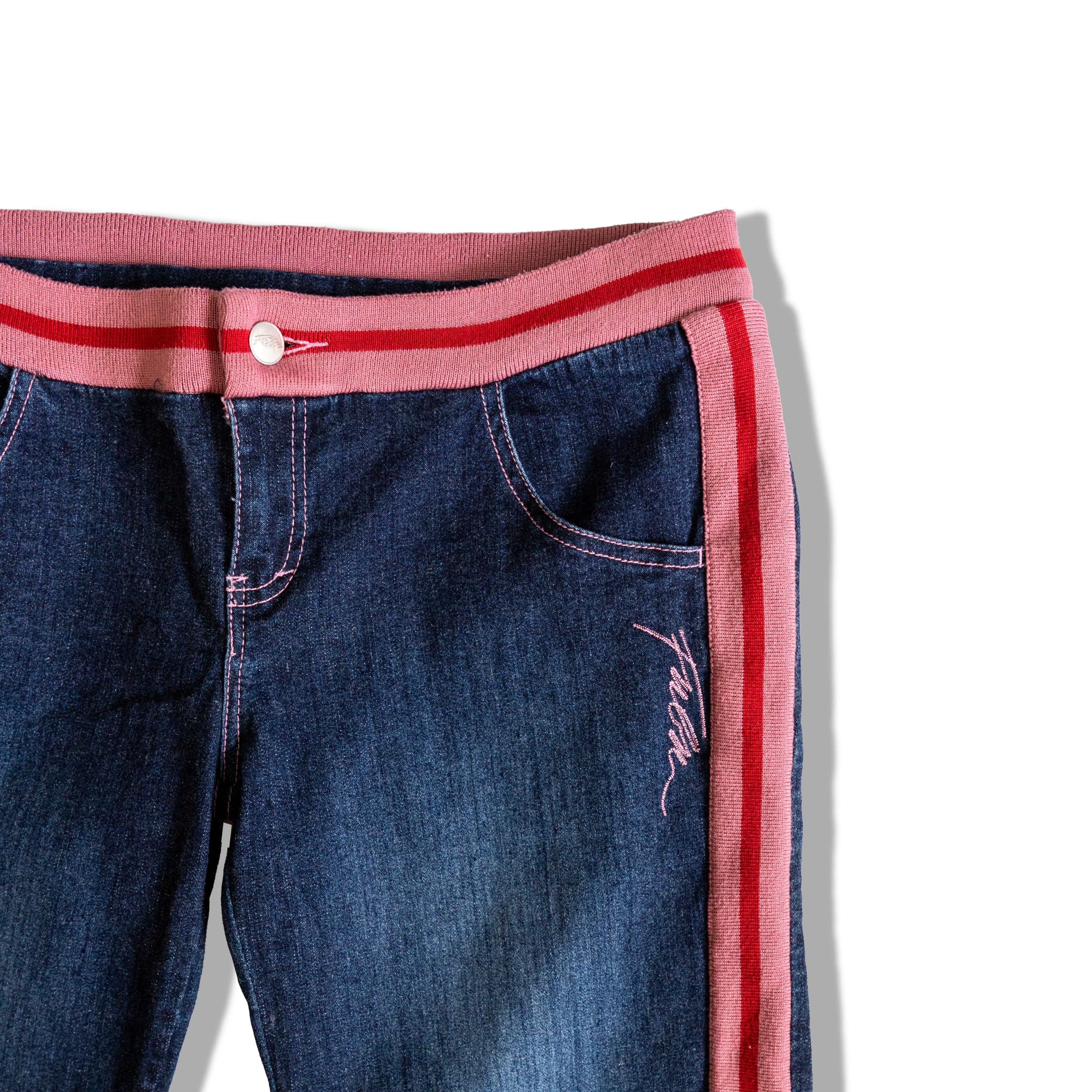 Super cute low waisted Y2K flare jeans (L)