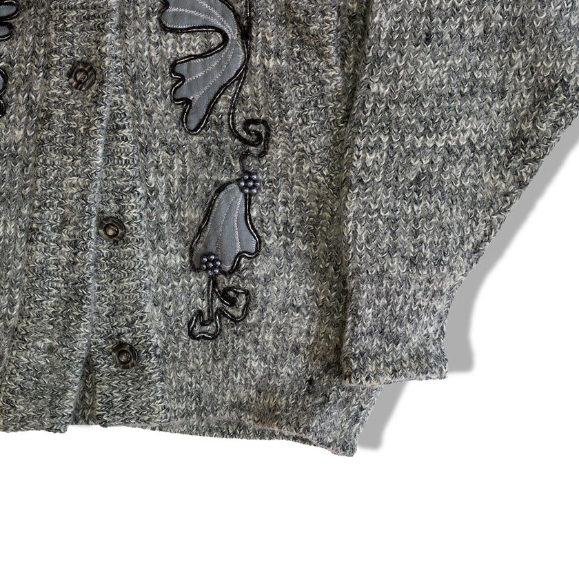 Knitted cardigan with embroidery and beads