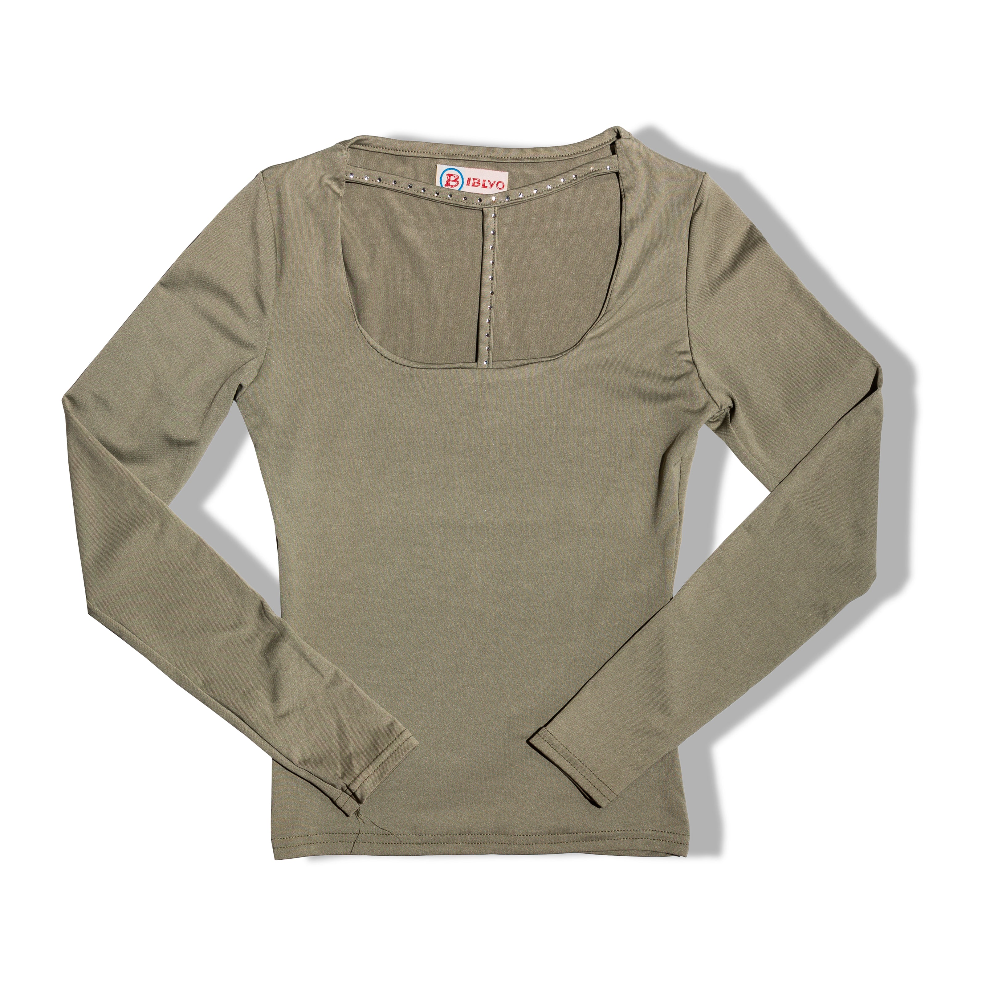 Vintage top with hot cutout