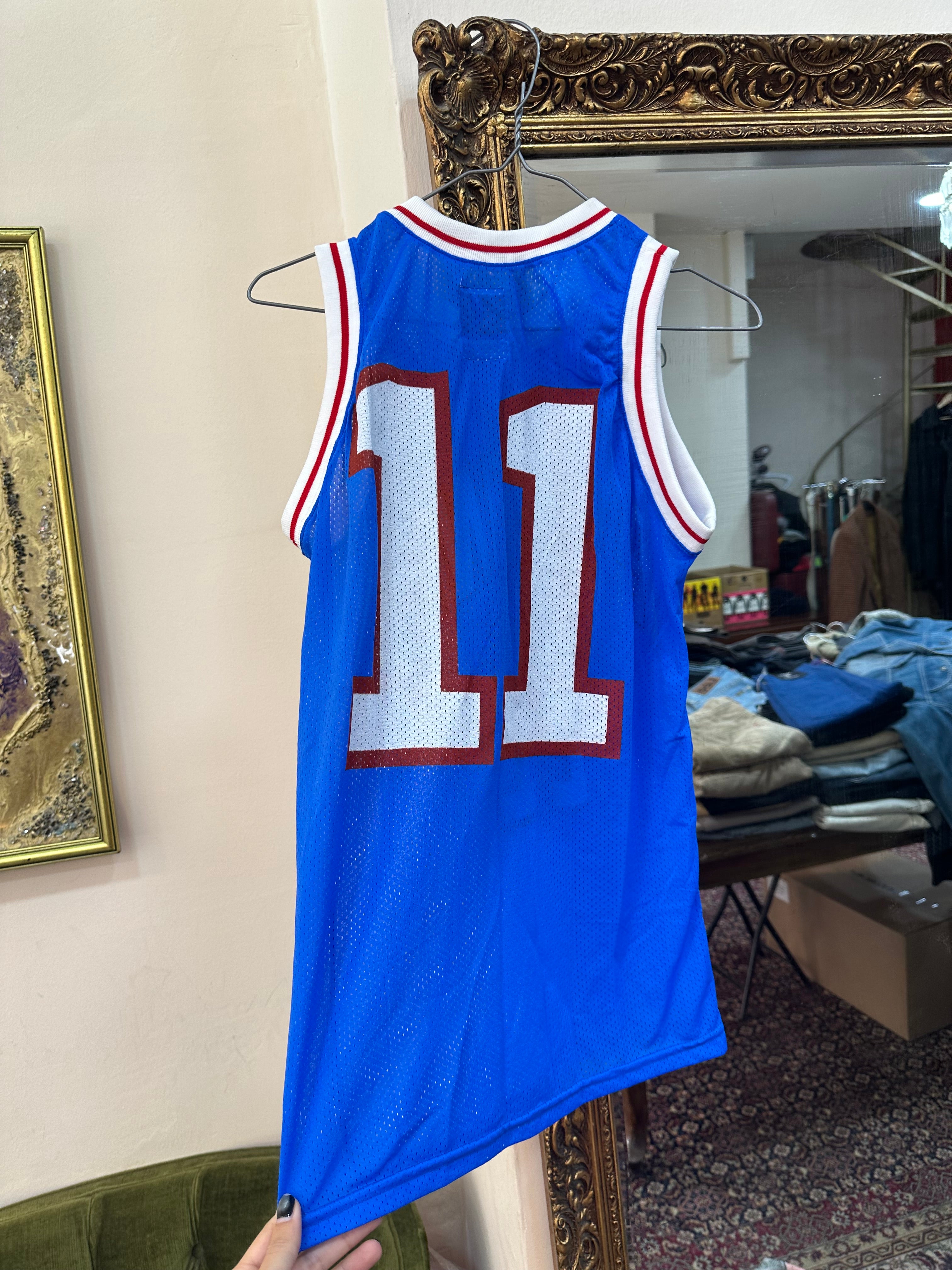 Pistons basketball jersey