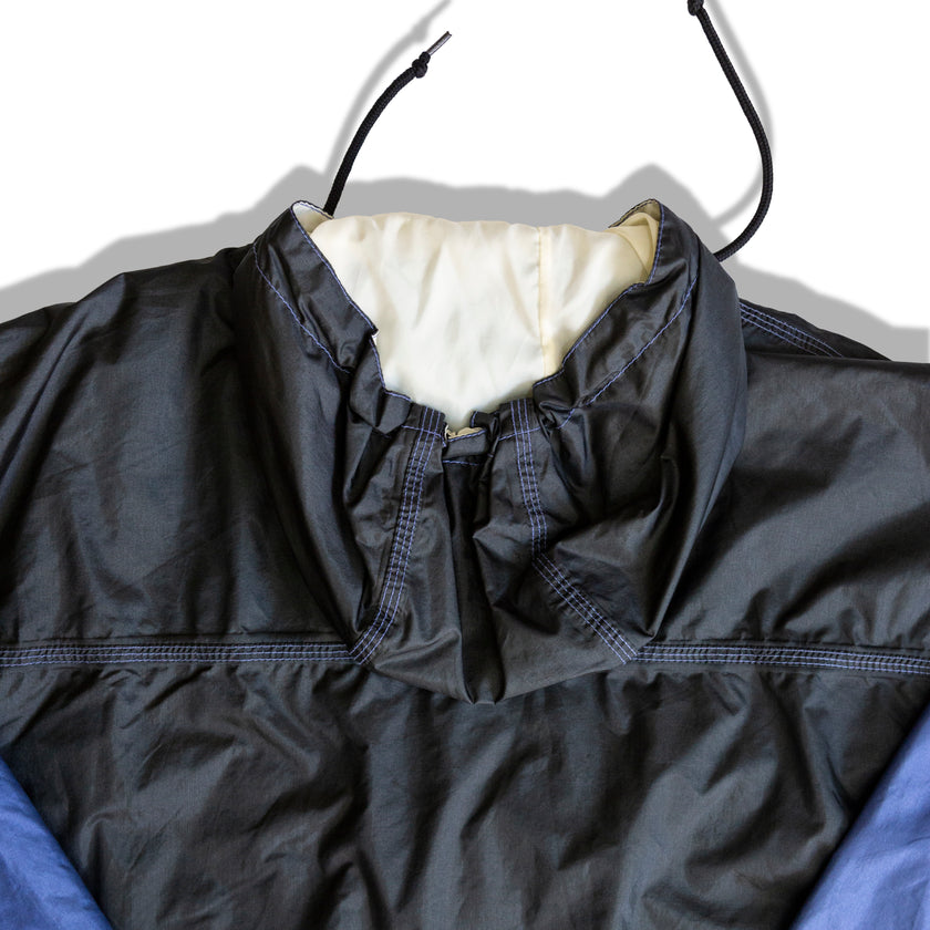 Vintage windbreaker hoodie (L)