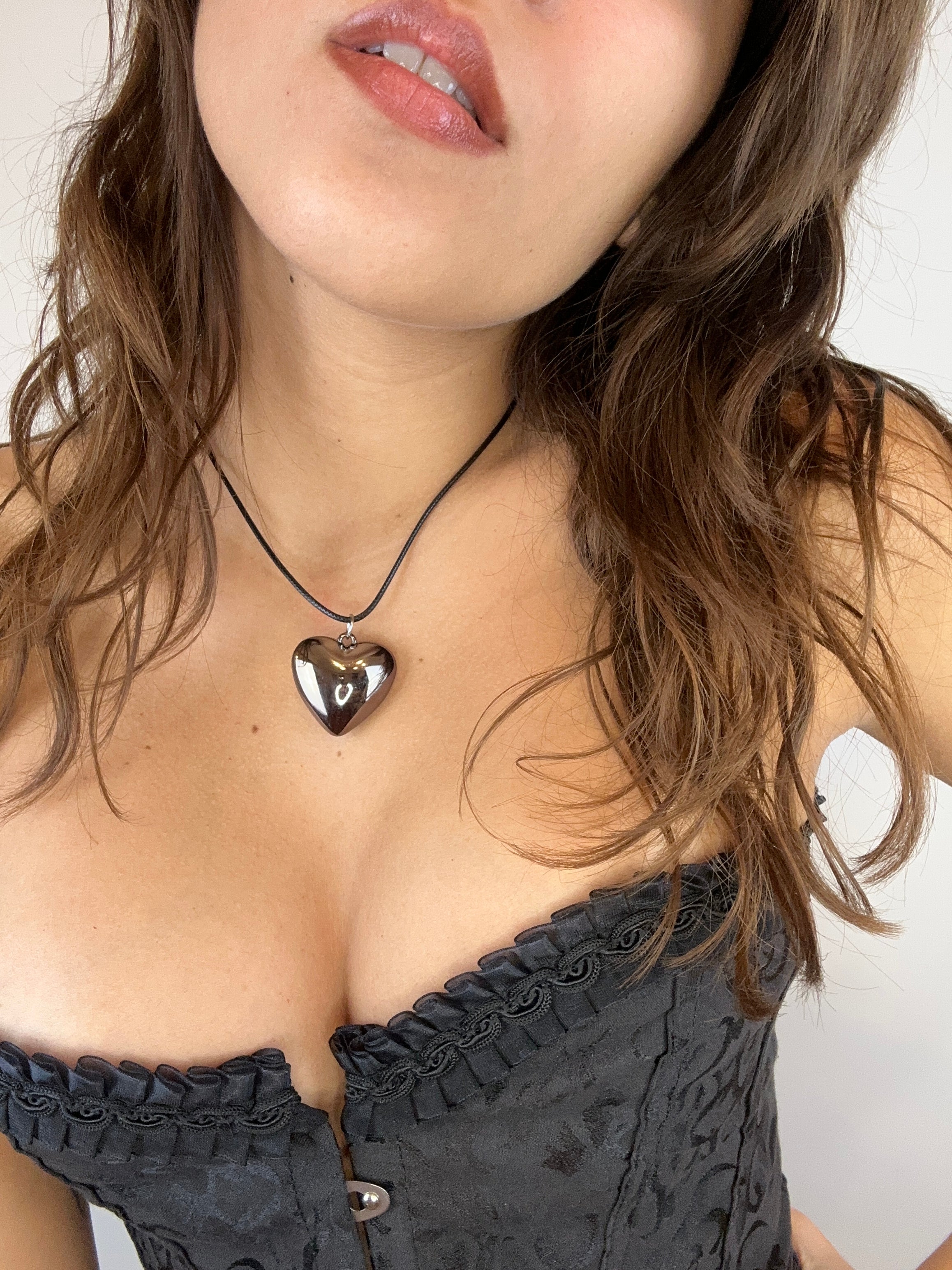 Super hot heart necklace