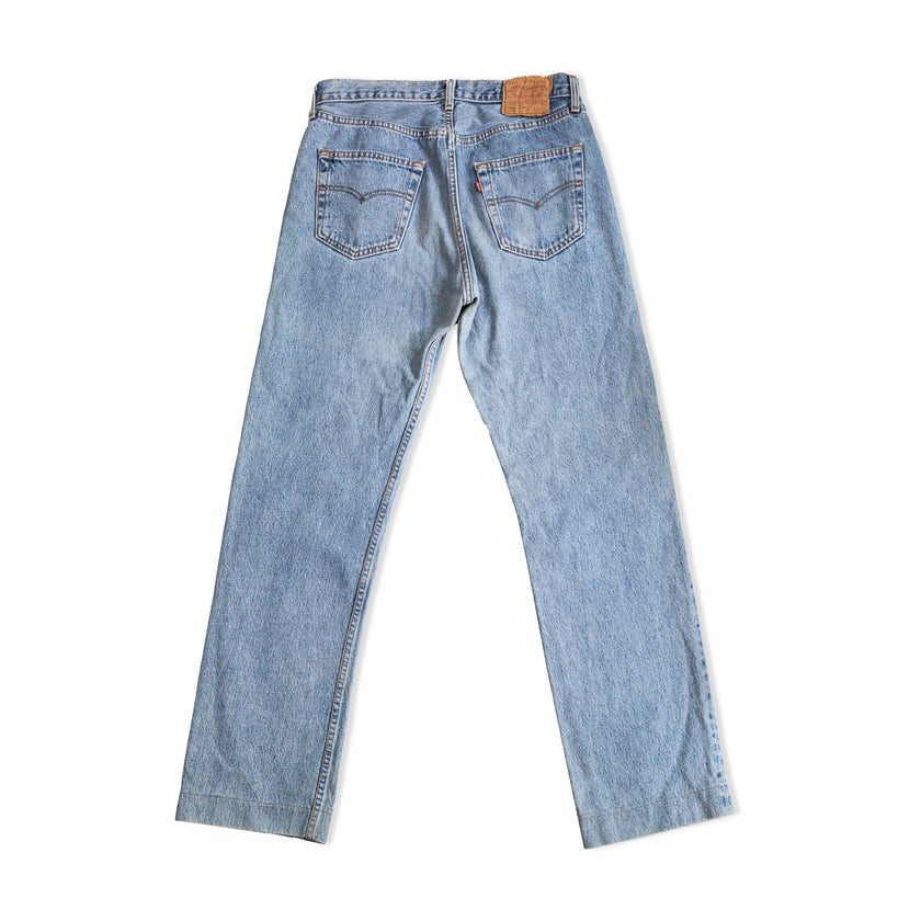 Levi's 501 light wash jeans (W34)