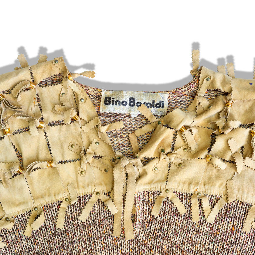 Vintage knit vest with faux suede deatils