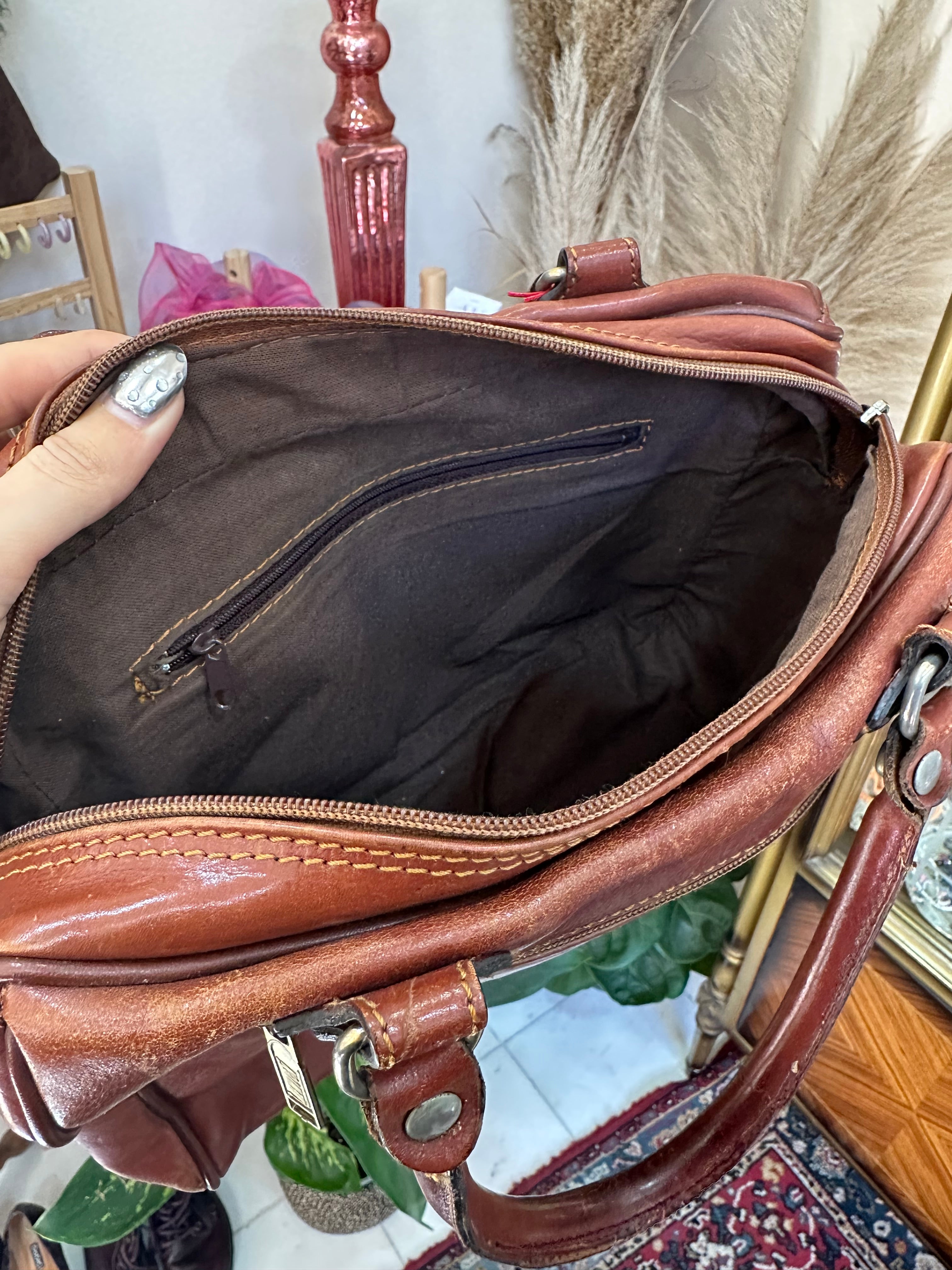 Vintage leather bag