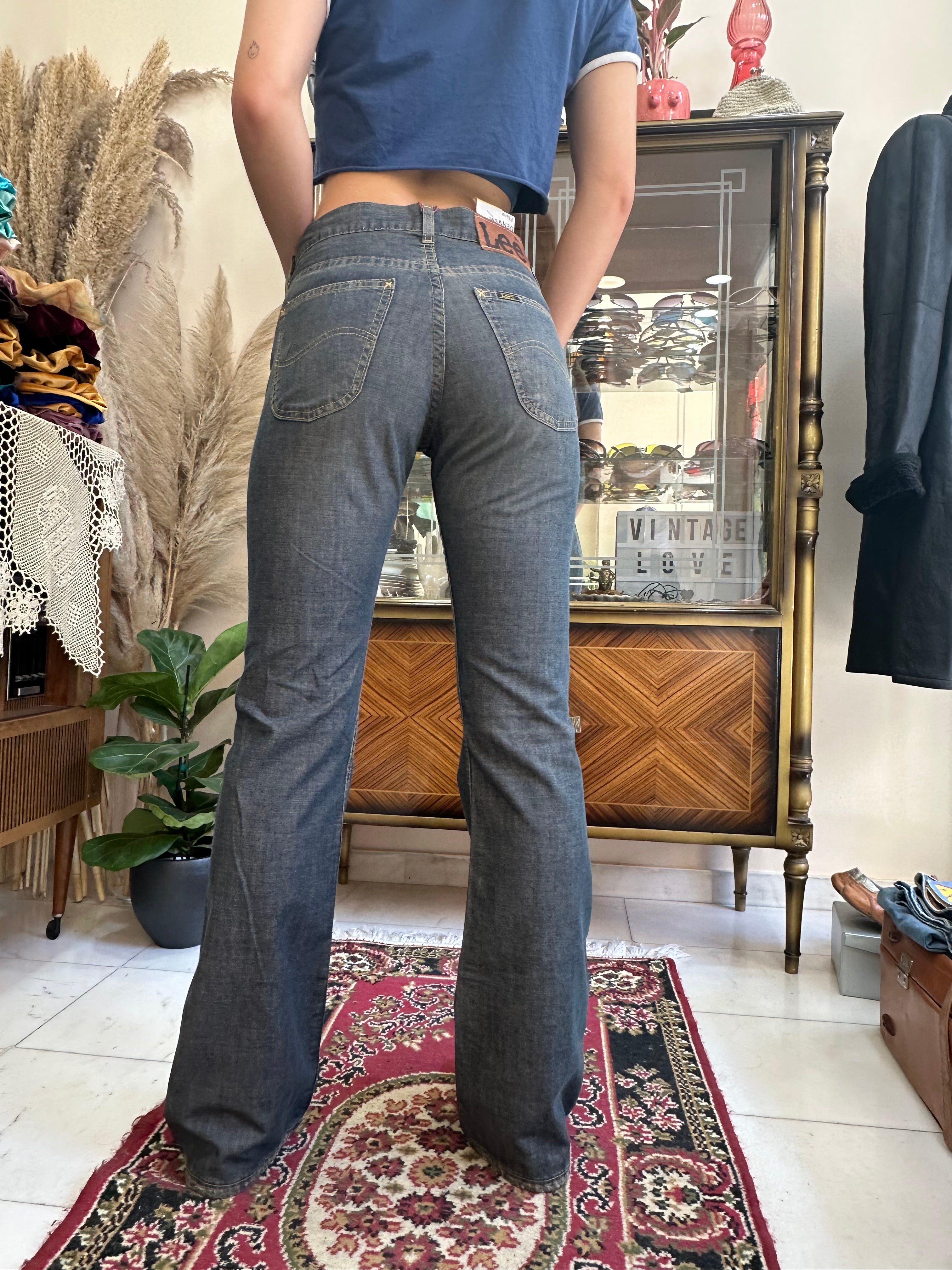 Deadstock Lee flare jeans (W28)