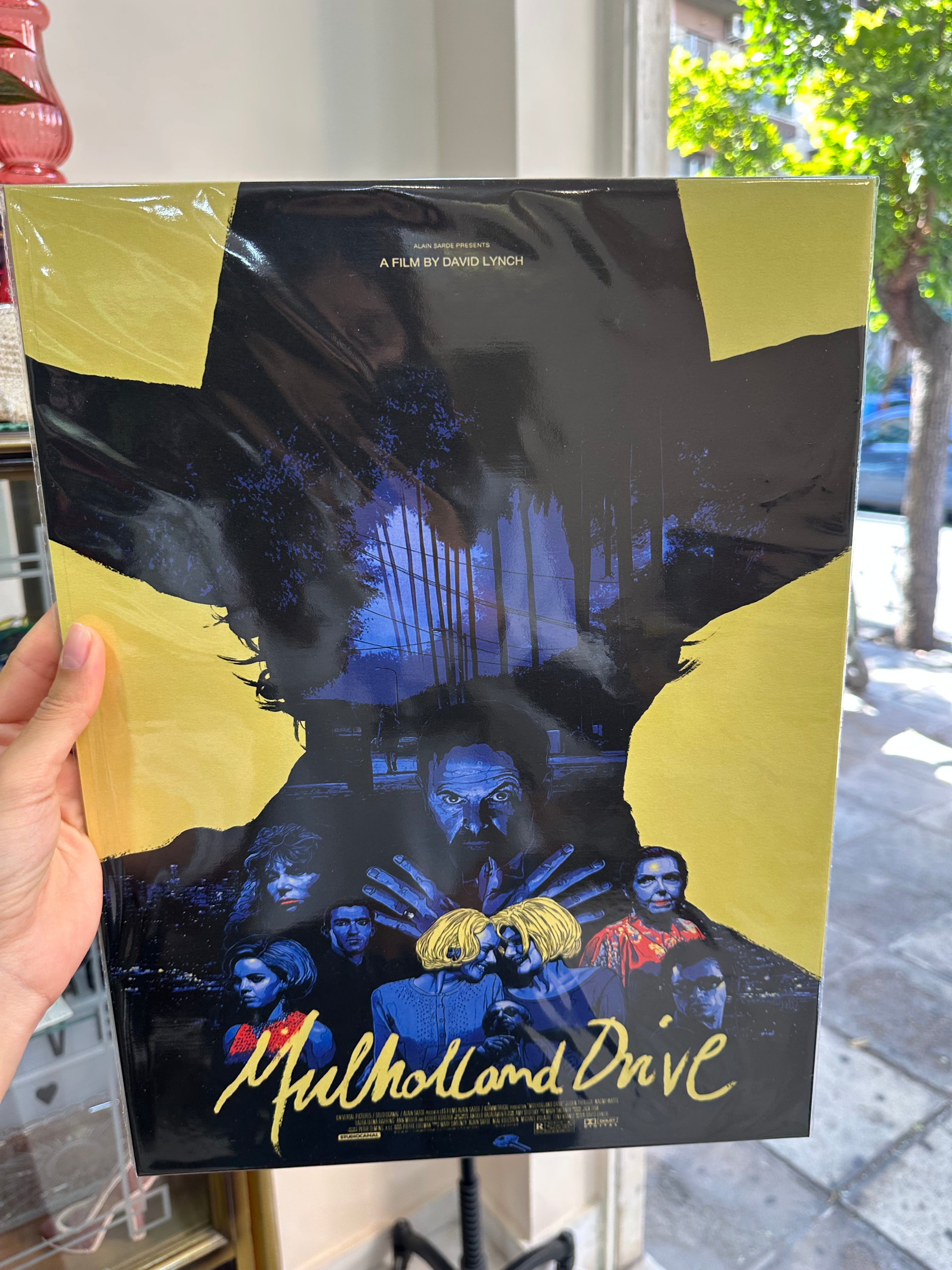 Mulholland Drive Poster Handpicked Cherries mulholland-drive-poster-handpicked-cherries