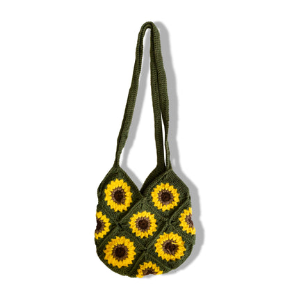 Beautiful sunflour crochet bag