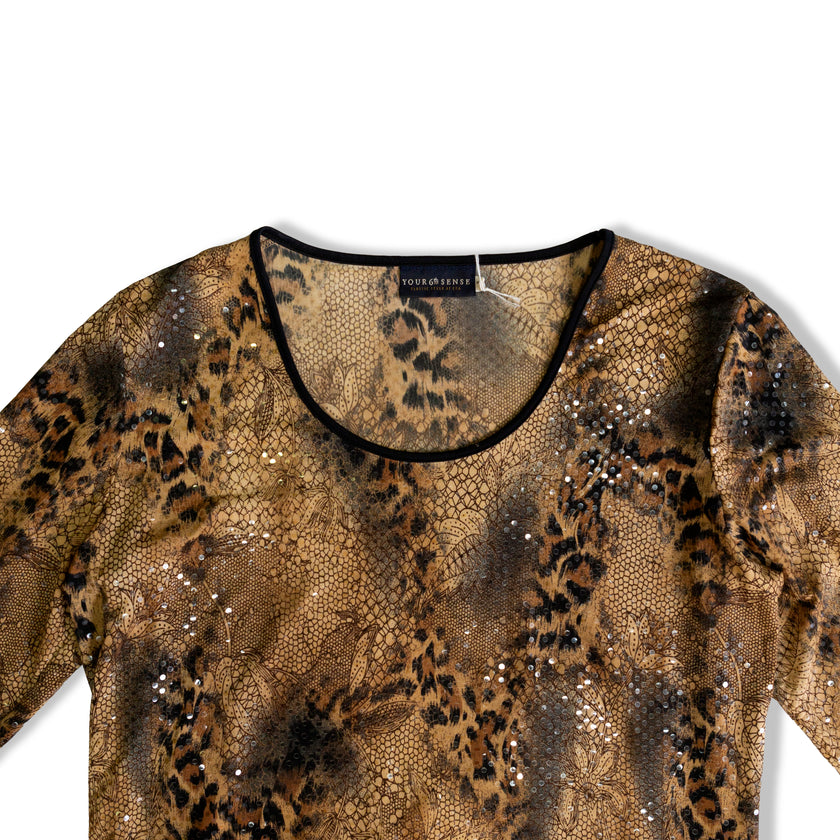 Your 6th sense leopard 3/4 sleeves top