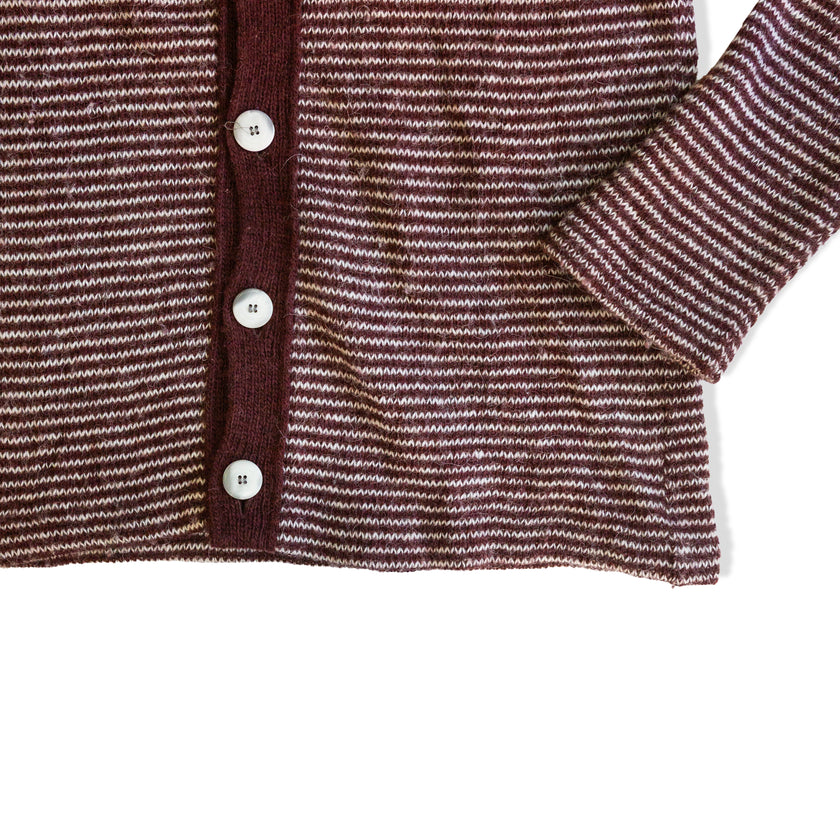 Vintage 100% Icelandic wool knit cardigan (M)