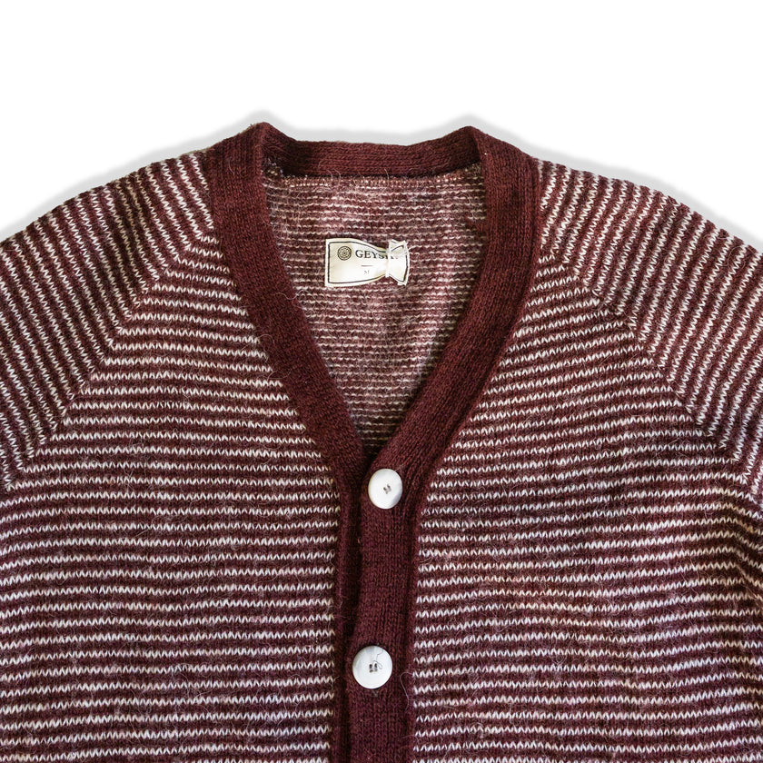 Vintage 100% Icelandic wool knit cardigan (M)