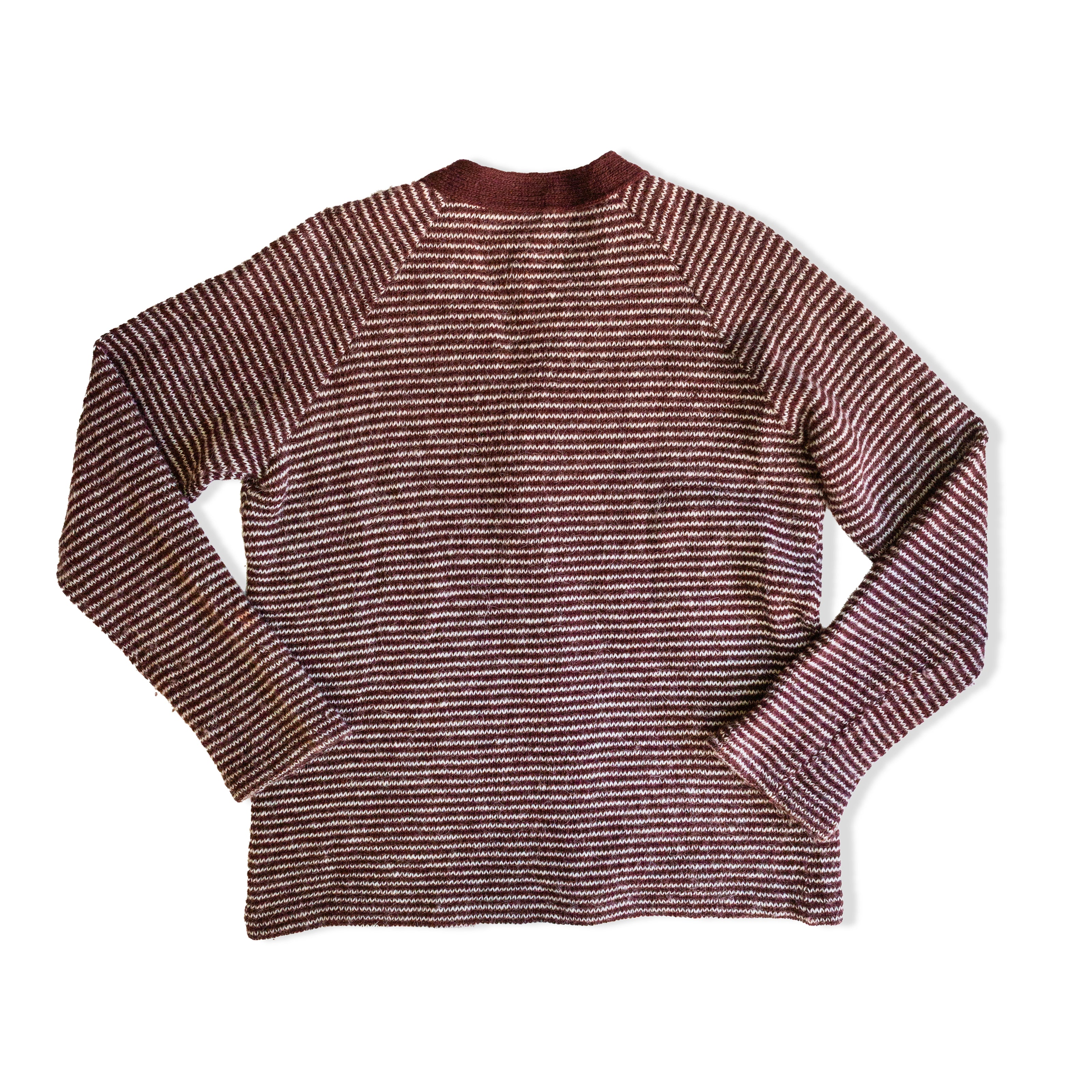 Vintage 100% Icelandic wool knit cardigan (M)