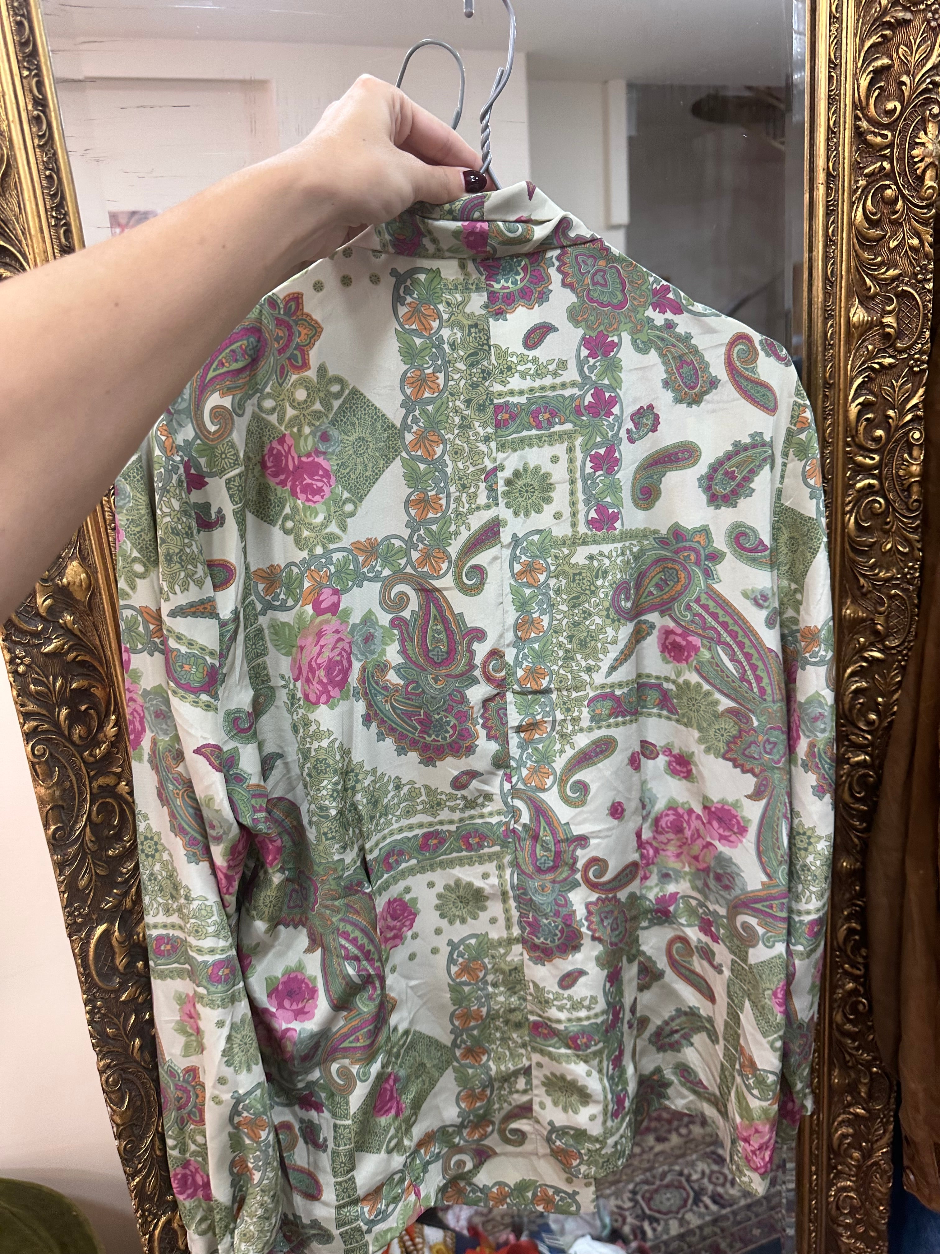 Very elegant floral shirt