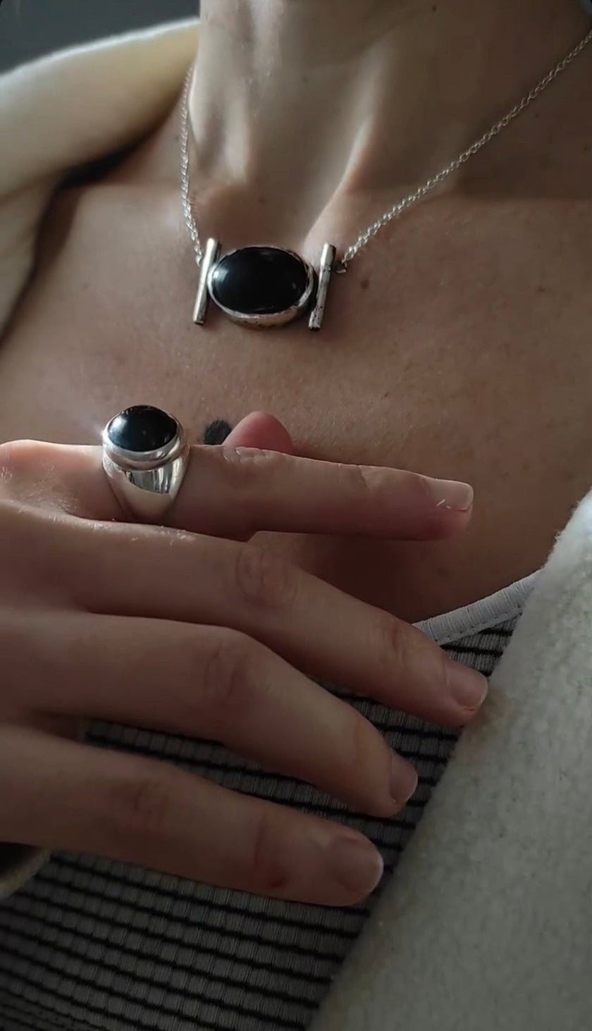 Kimilio Onyx silver 925 ring (open back)