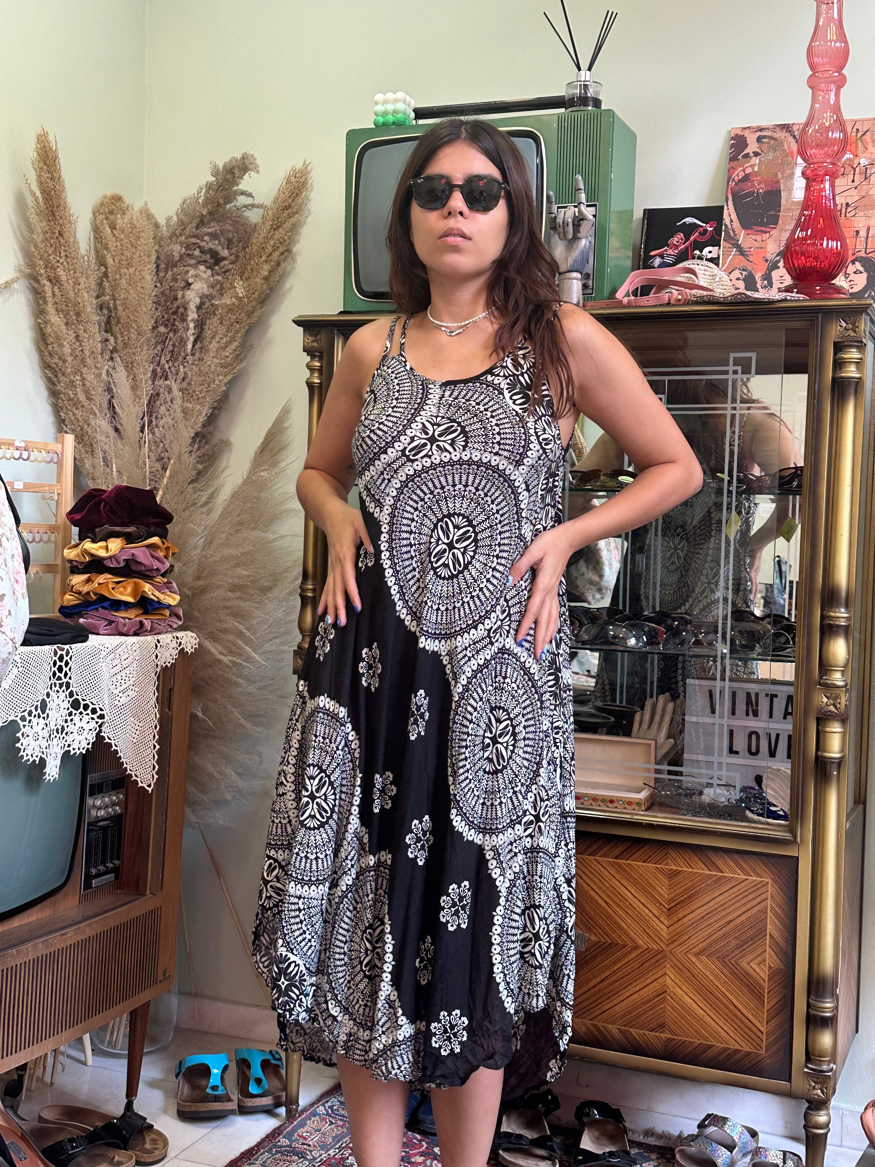 Super cute 100% rayon patterned dress