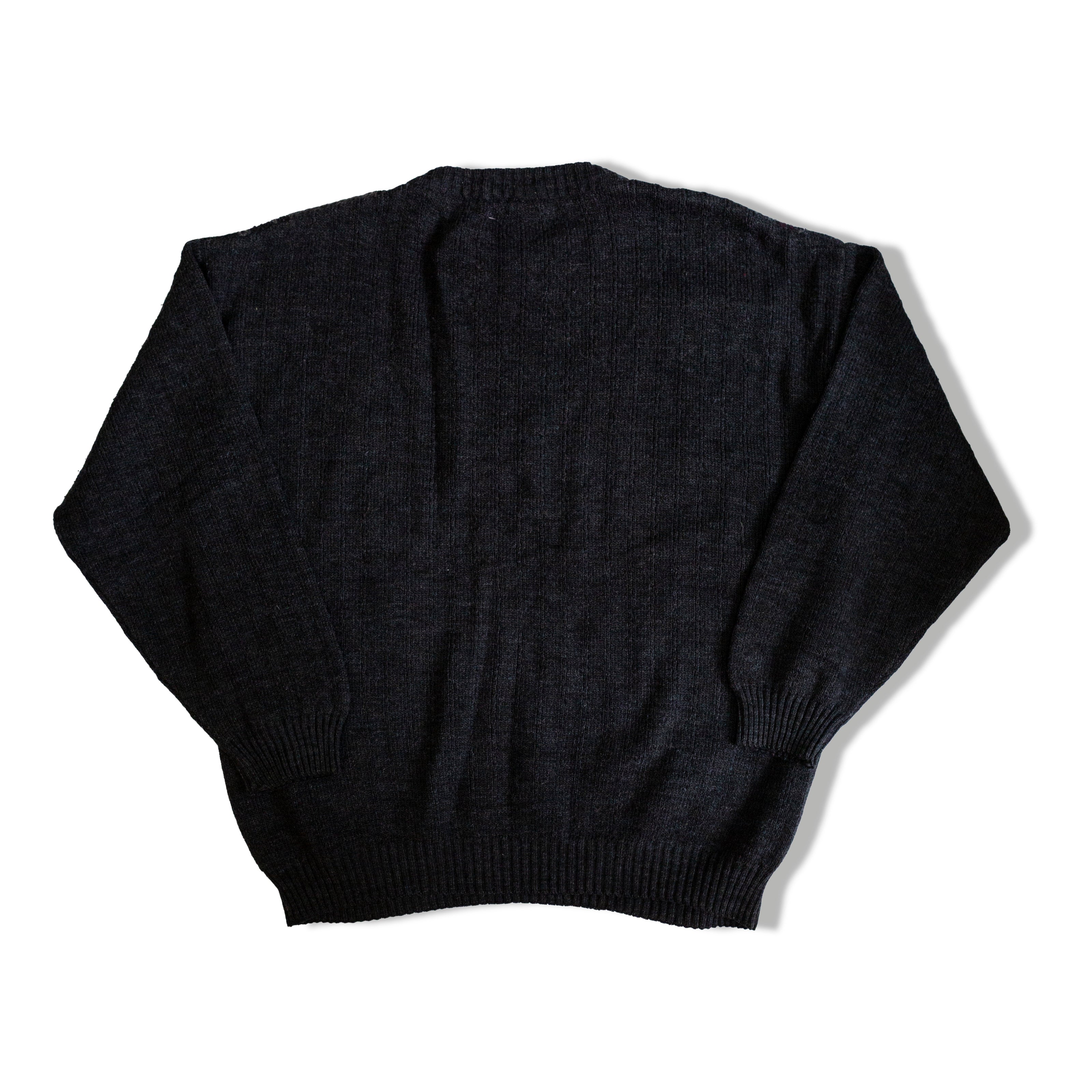 Beautiful vintage knit sweater