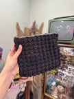 Super cute vintage straw clutch