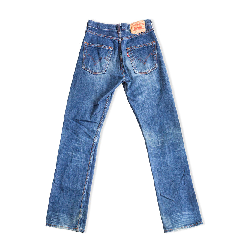 Levis 501 jeans (W28)