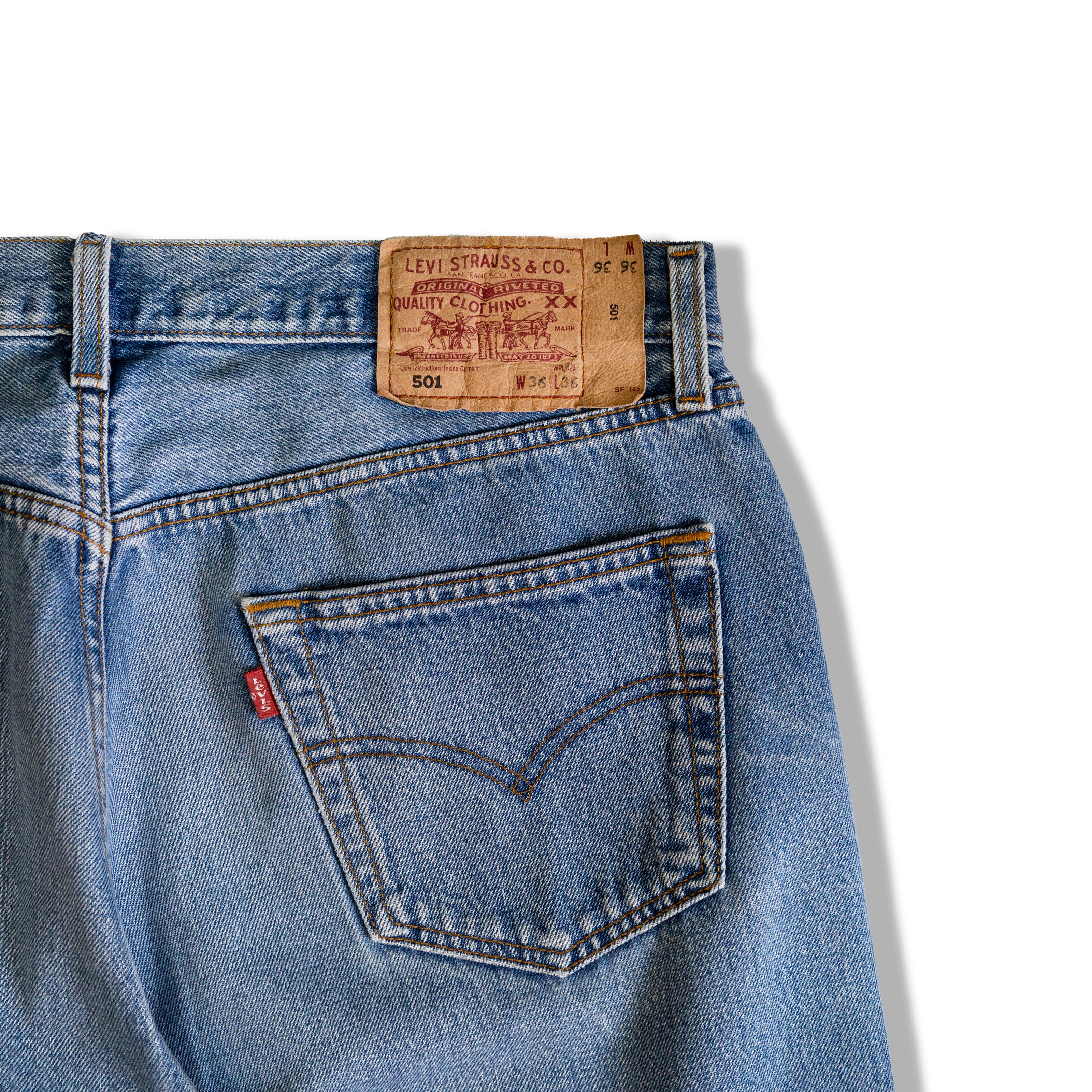 LEVIS 501 JEANS (W36