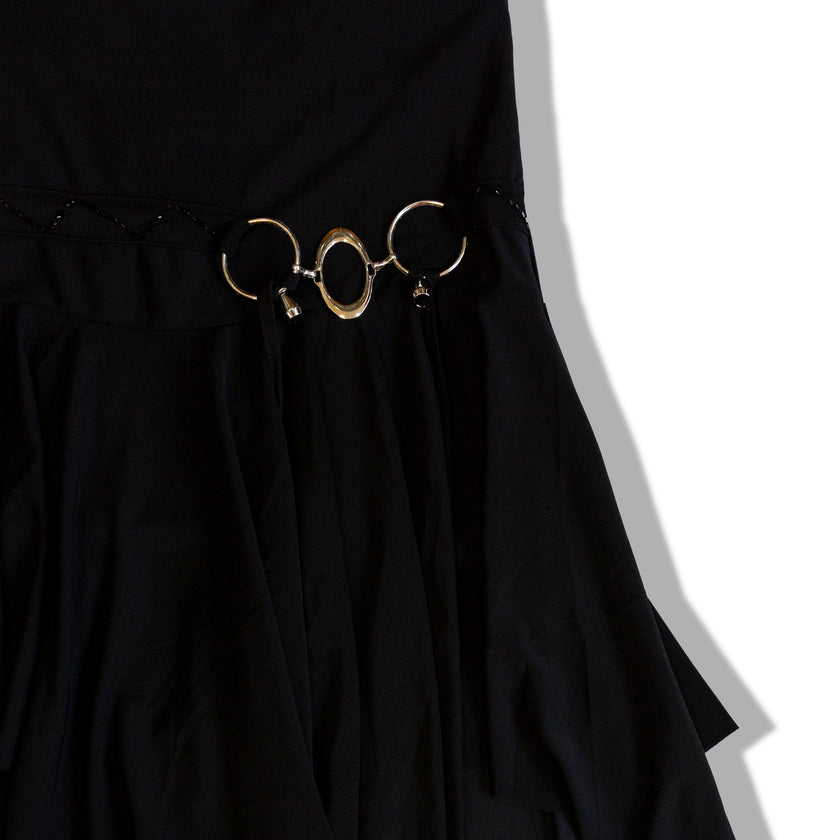 Super hot black asymmetrical elasticskirt with silver belt (M/L)
