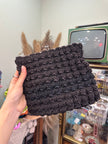 Super cute vintage straw clutch