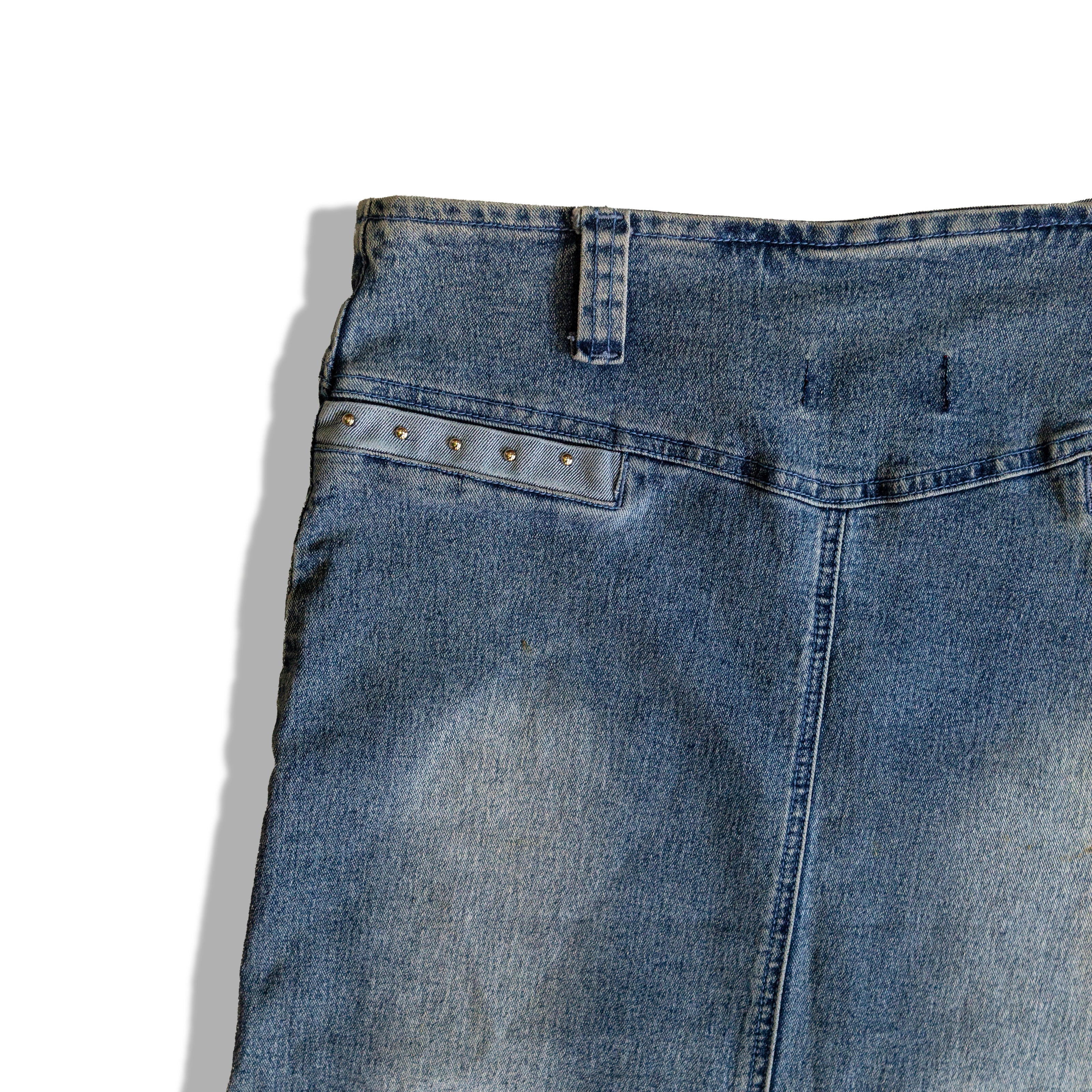 Denim low waisted skirt with slits on the sides (S/M - elastic material)