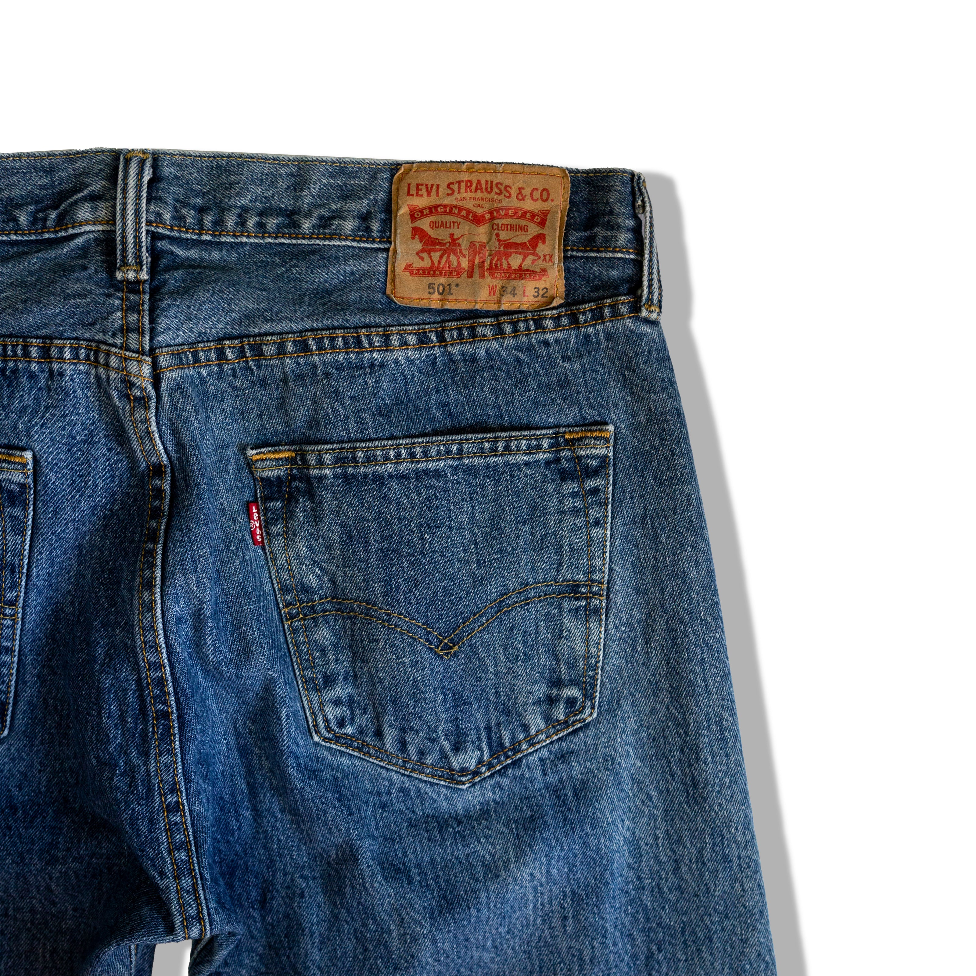LEVIS 501 JEANS (W34)