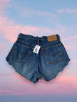 Levi’s 519 high waisted super hot shorts