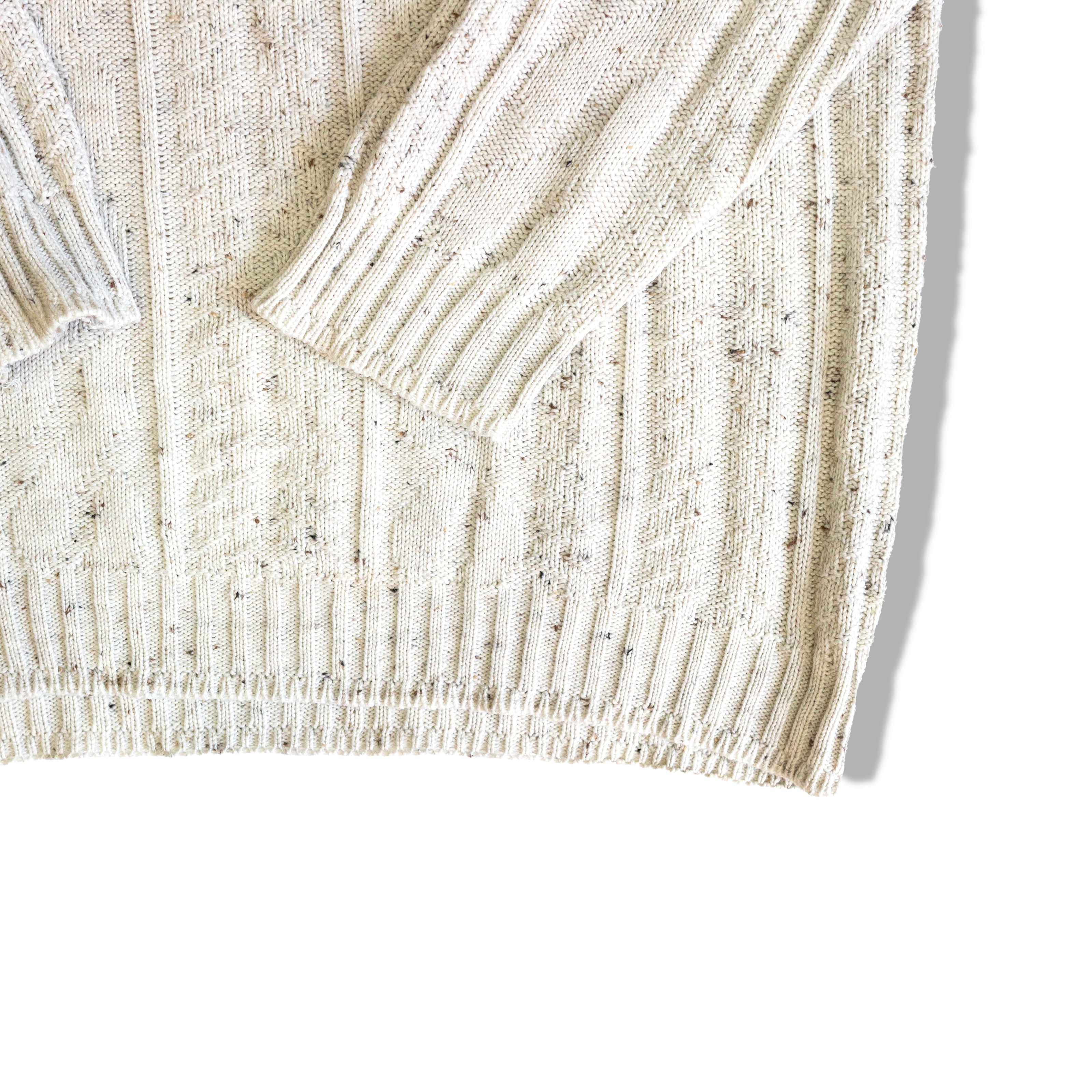 Cute round neck knit top