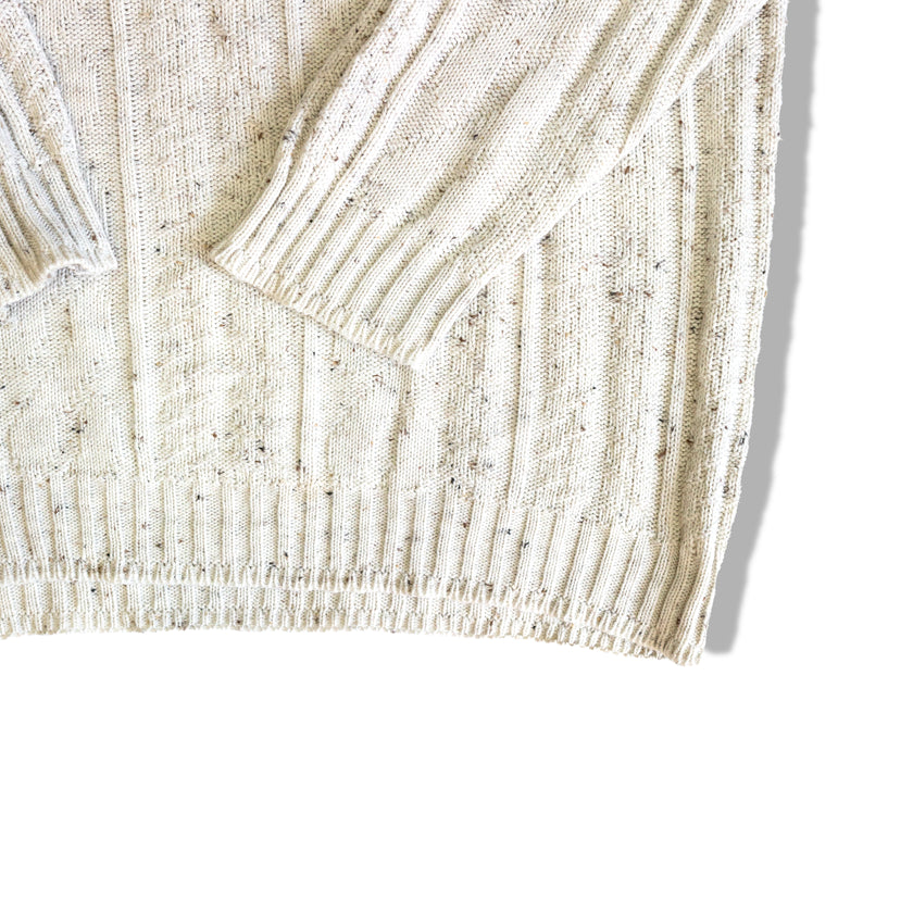 Cute round neck knit top