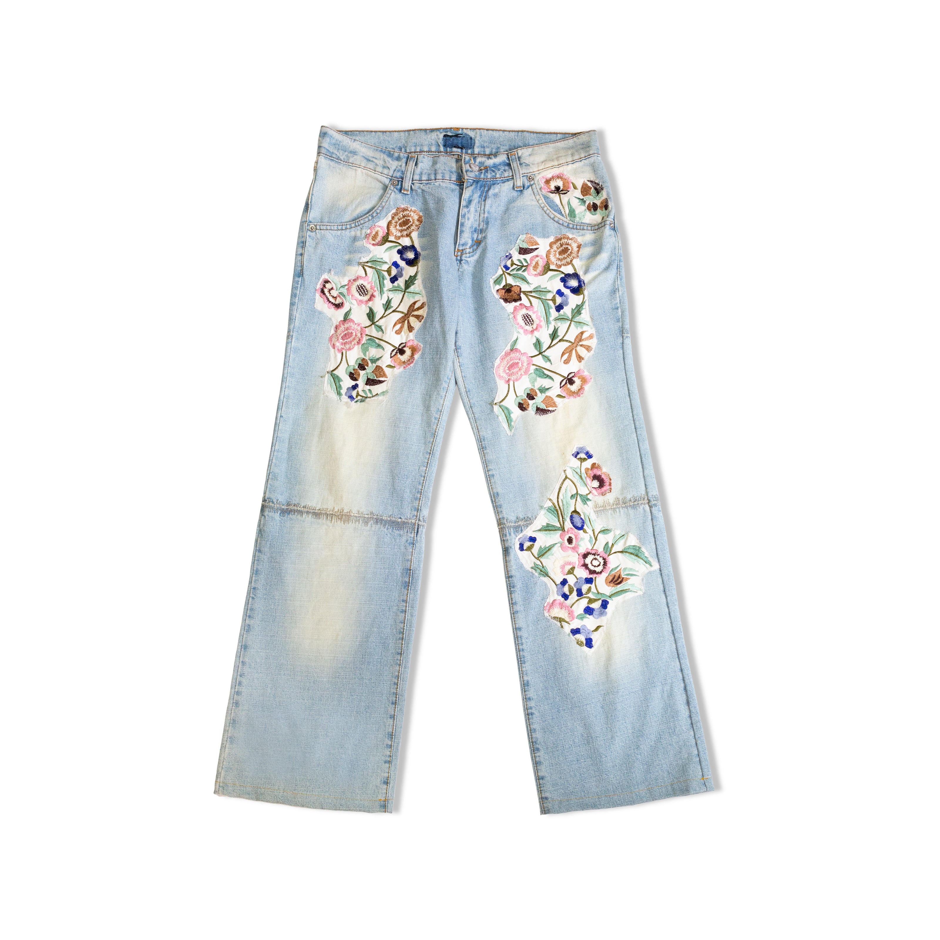 Super cute low waisted jeans