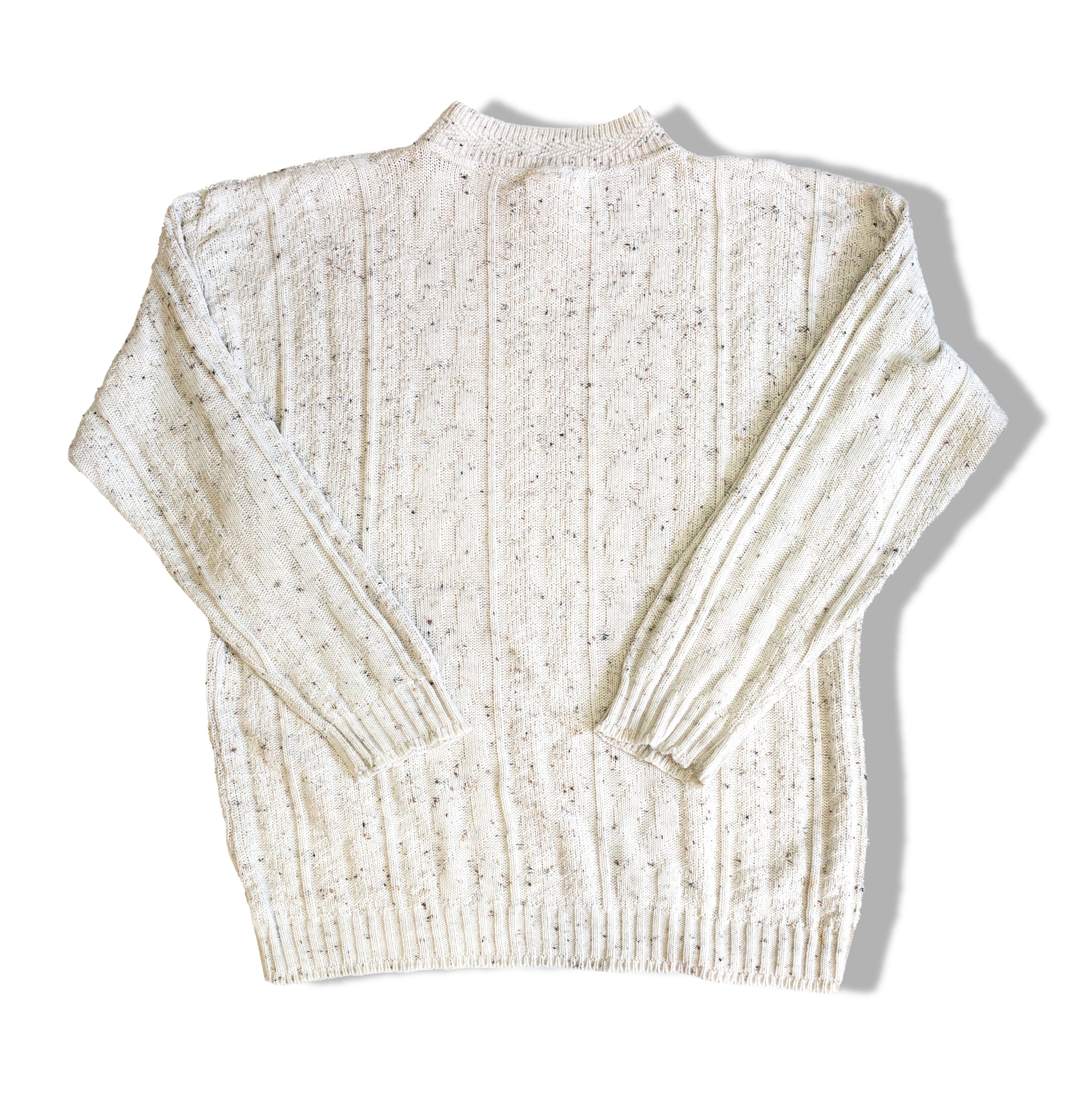 Cute round neck knit top