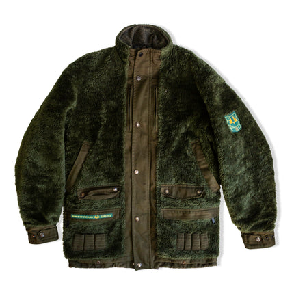 Green Sherpa Hunting Jacket with Gore-Tex Panels and Utility Pockets (M)