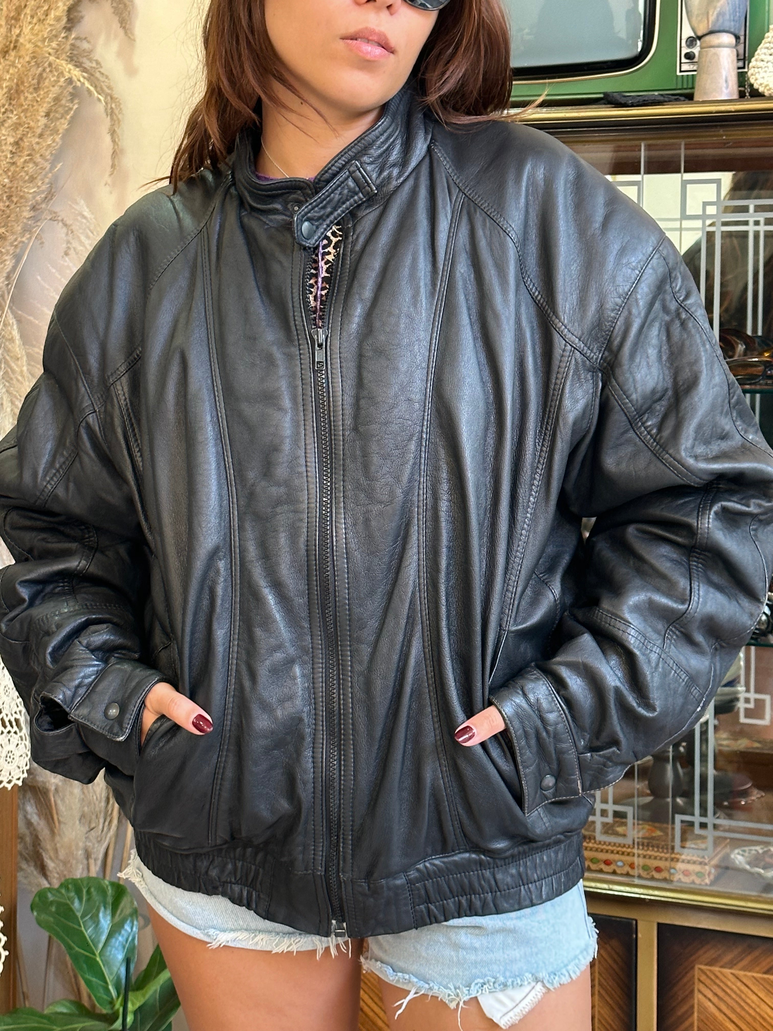 Vintage extra warm oversized genuine leather bomber (with fur lining)