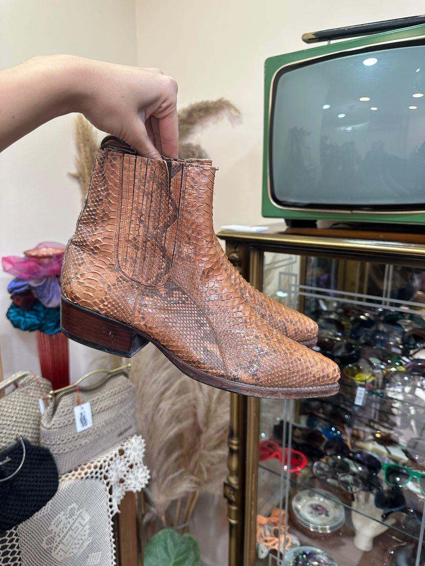 Tony Mora genuine leather boots