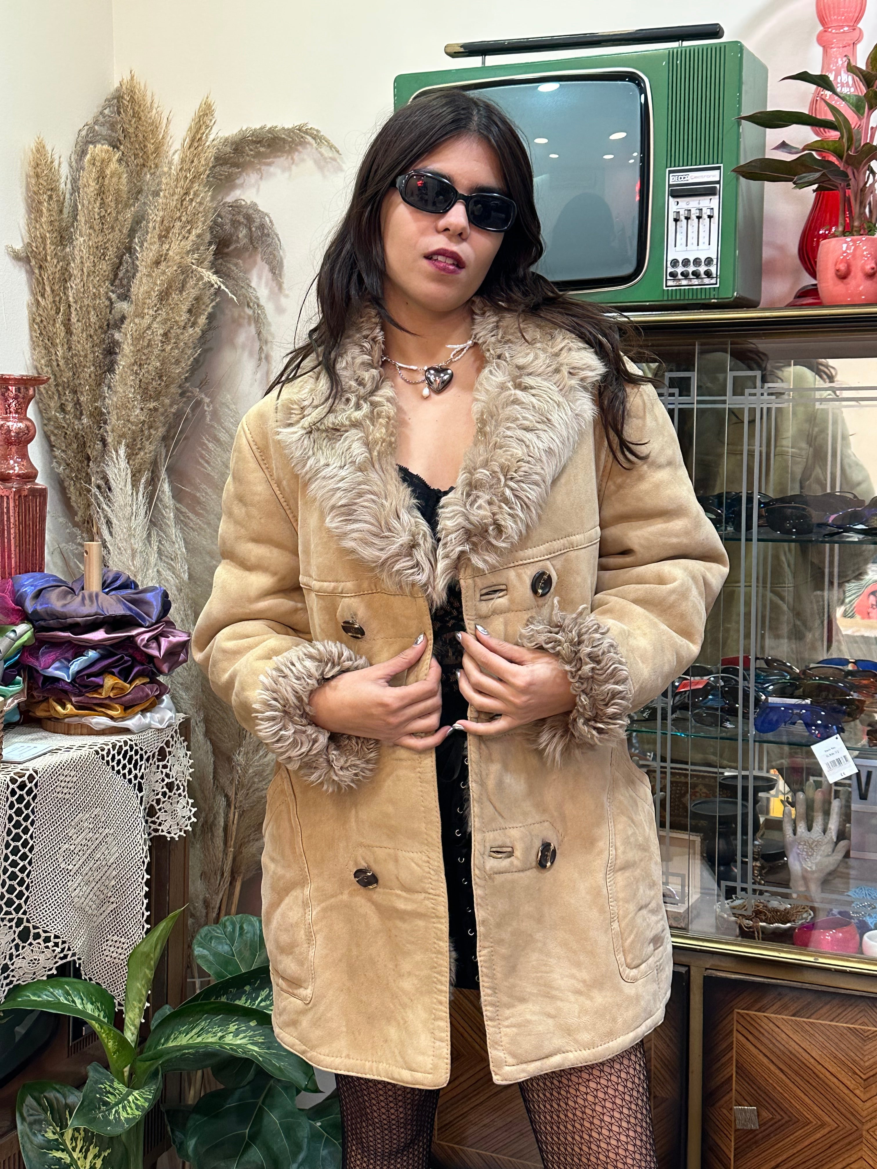 Super hot vintage shearling leather coat