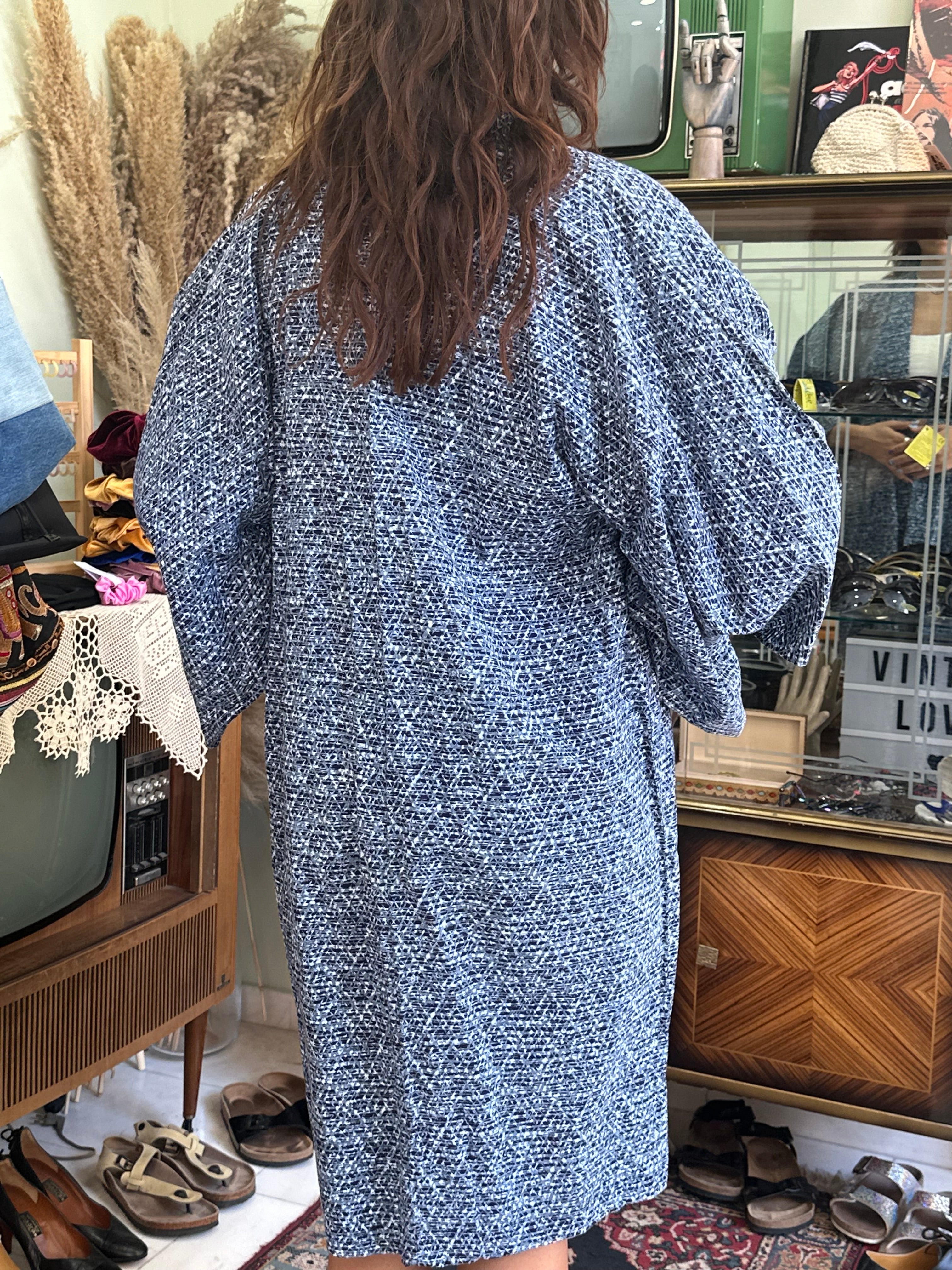 Stunning patterned yukata robe