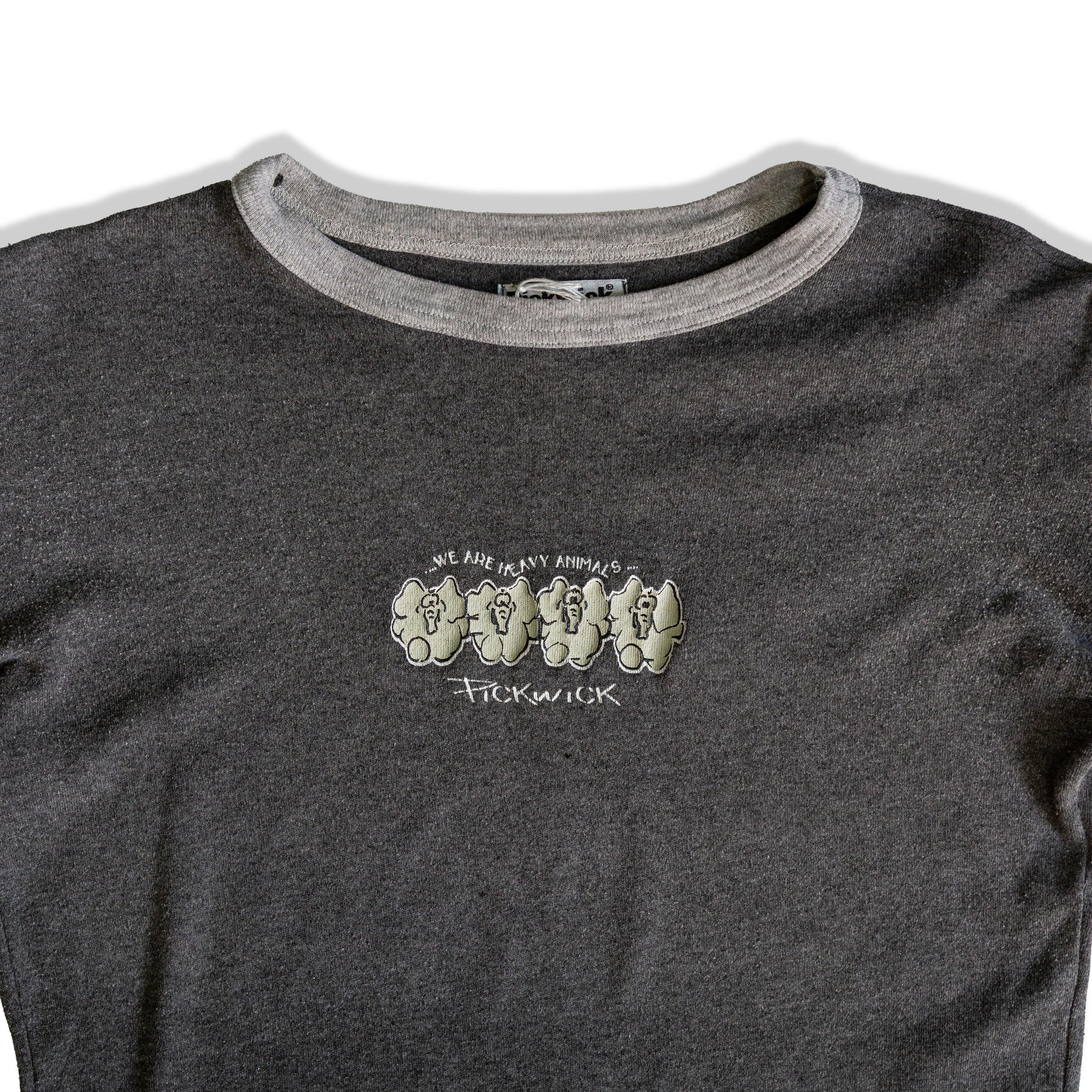 Super cute long sleeve top