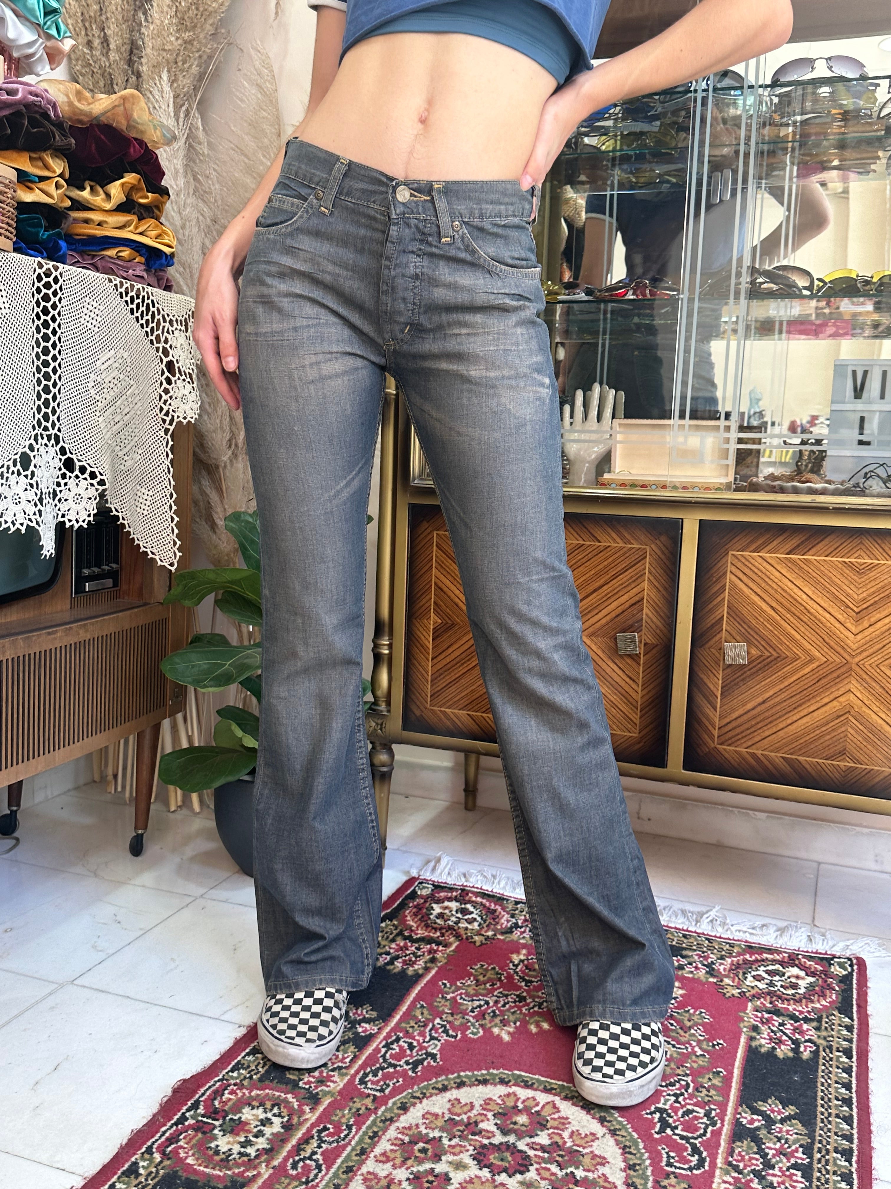 Deadstock Lee flare jeans (W28)