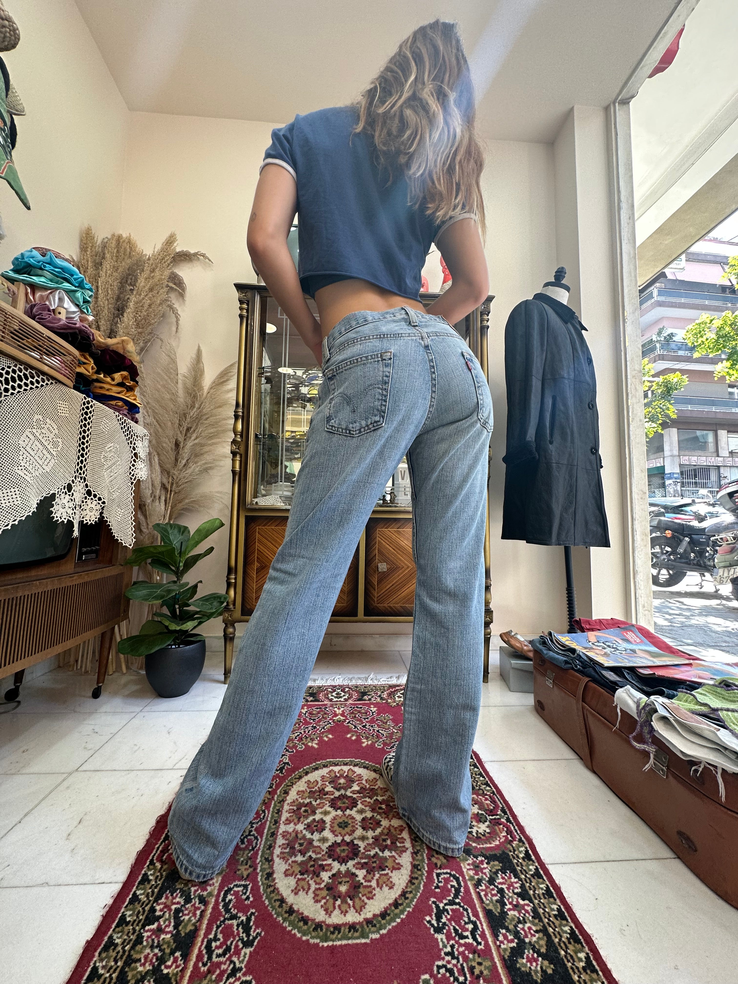 Levi’s 527 low waisted jeans (W30)