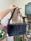 Stunning vintage shoulder bag(adjustable strap)