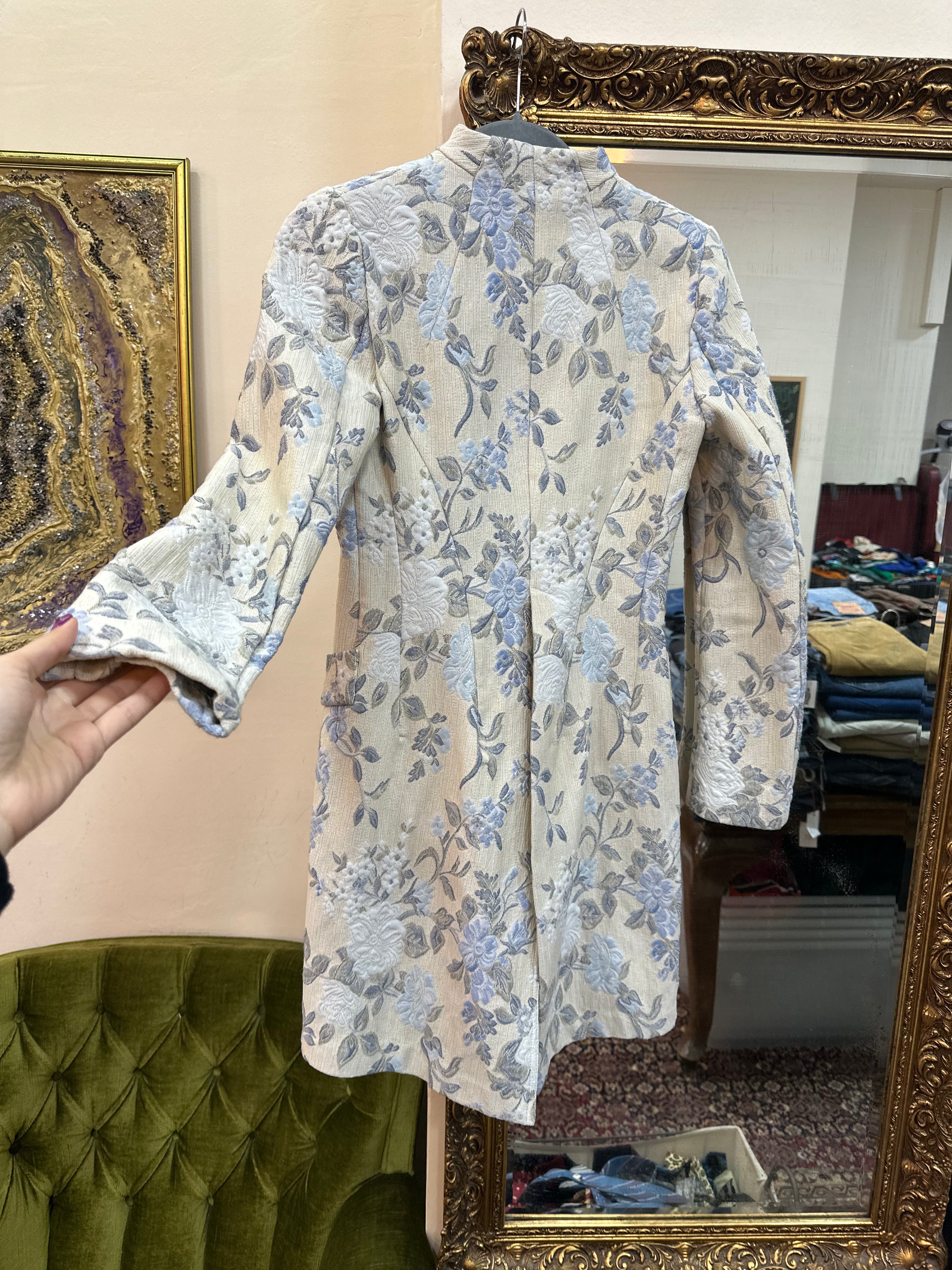 Stunning ethnic style coat