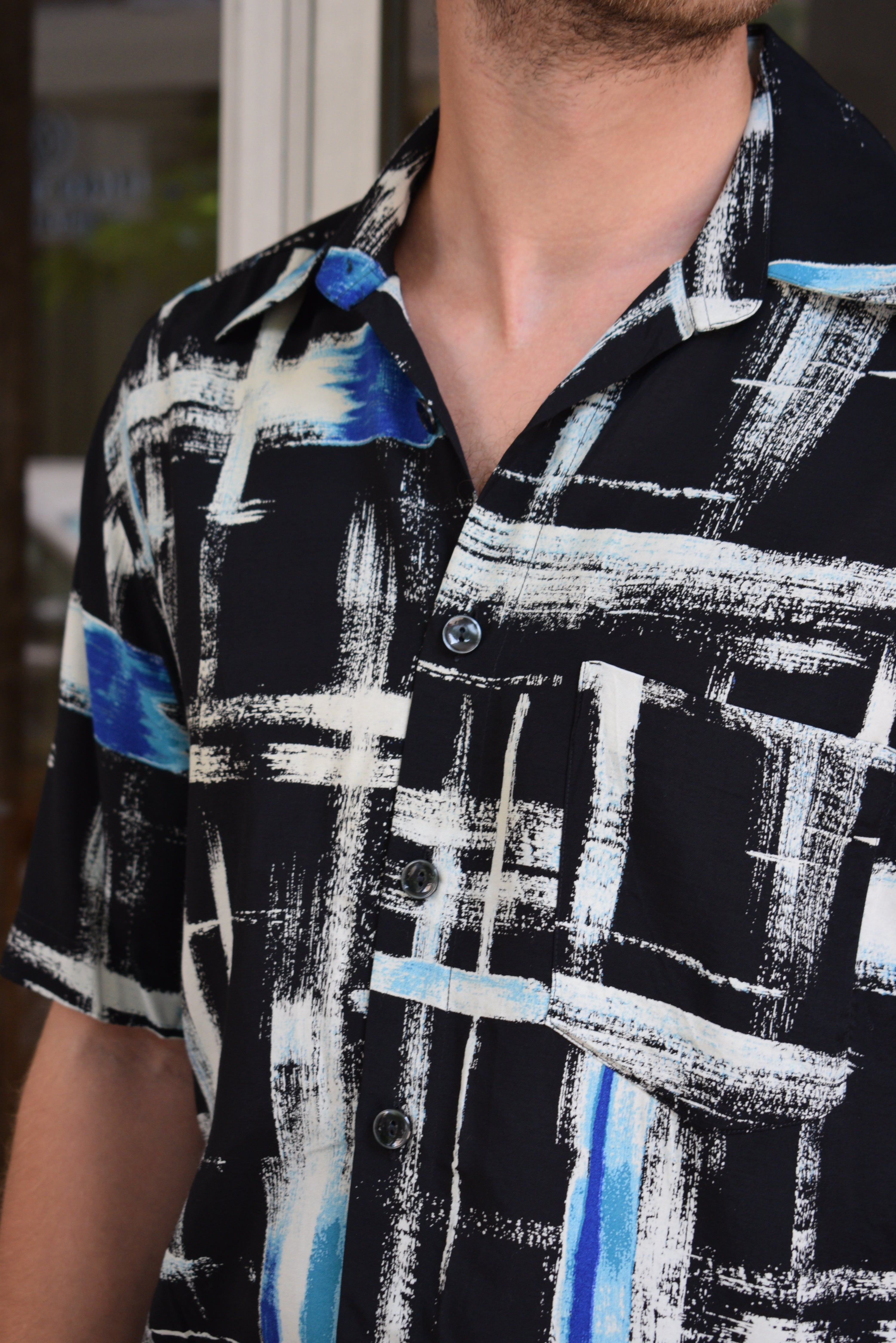 Vintage 90s style abstract pattern shirt (M)