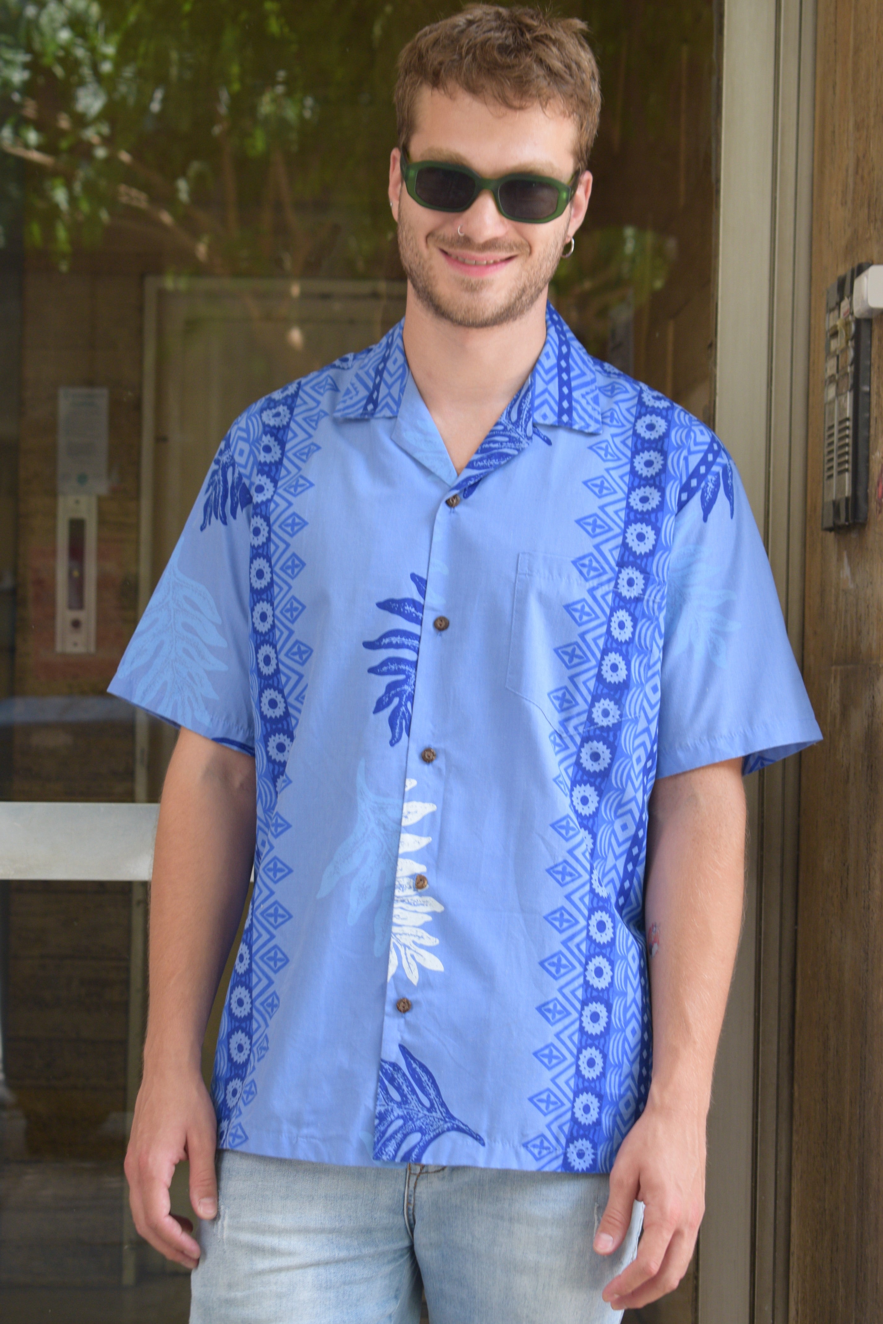 Vintage Hawain  shirt (L)